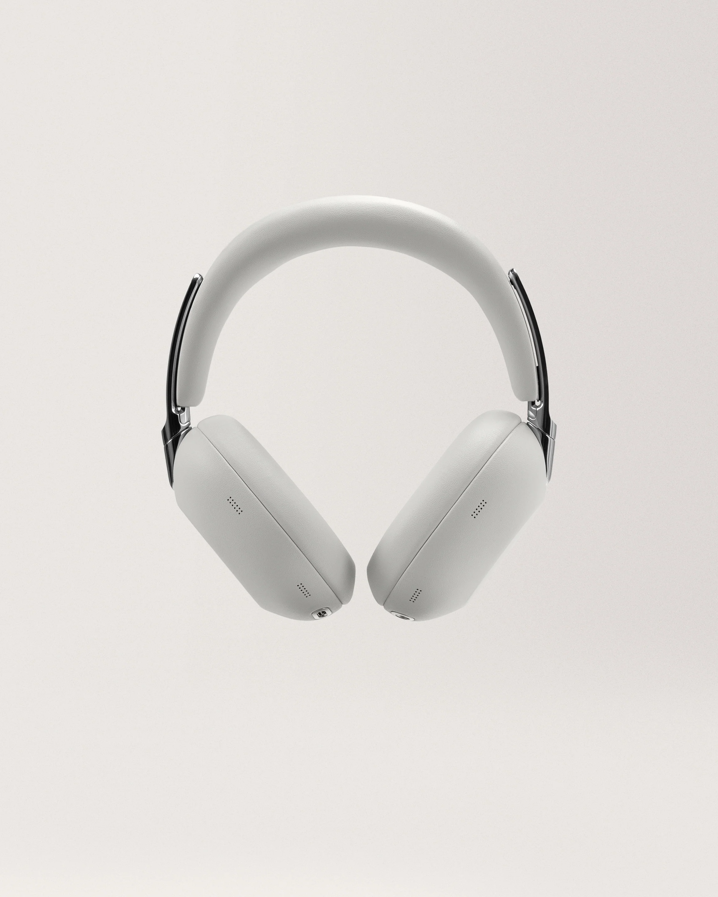 Premium Audio Travel Set - Image 11