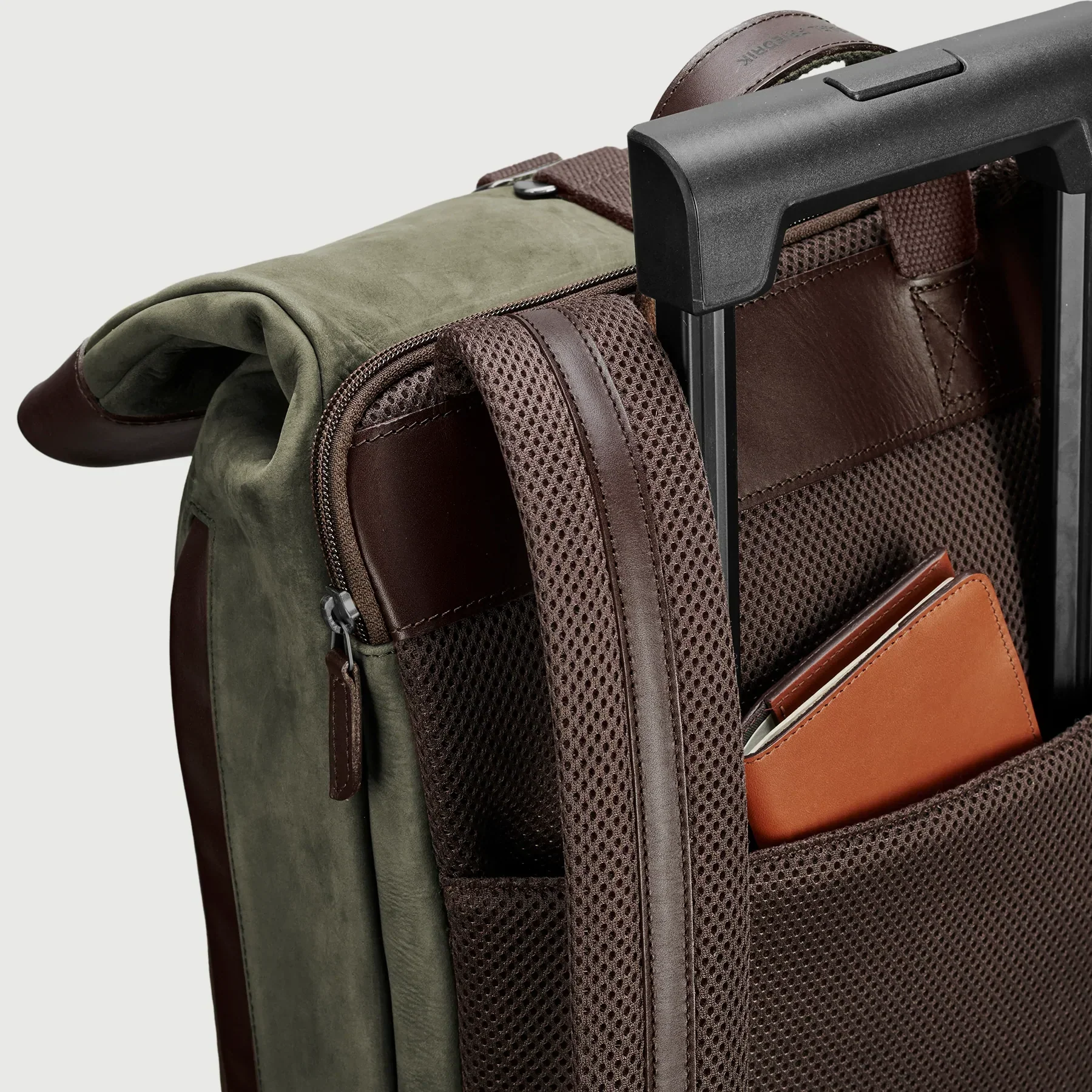 City-hopper Backpack - Return - Image 14