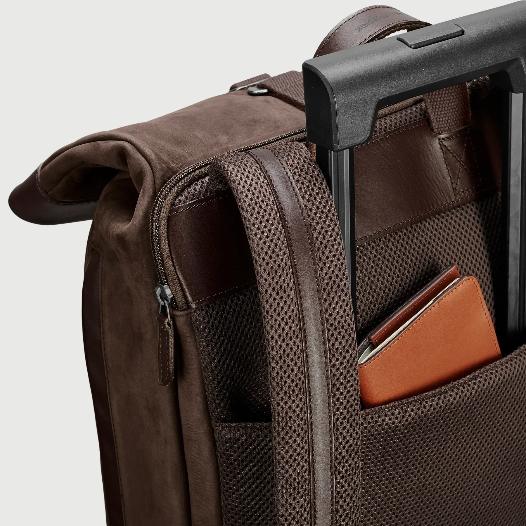 City-hopper Backpack - Return - Image 14