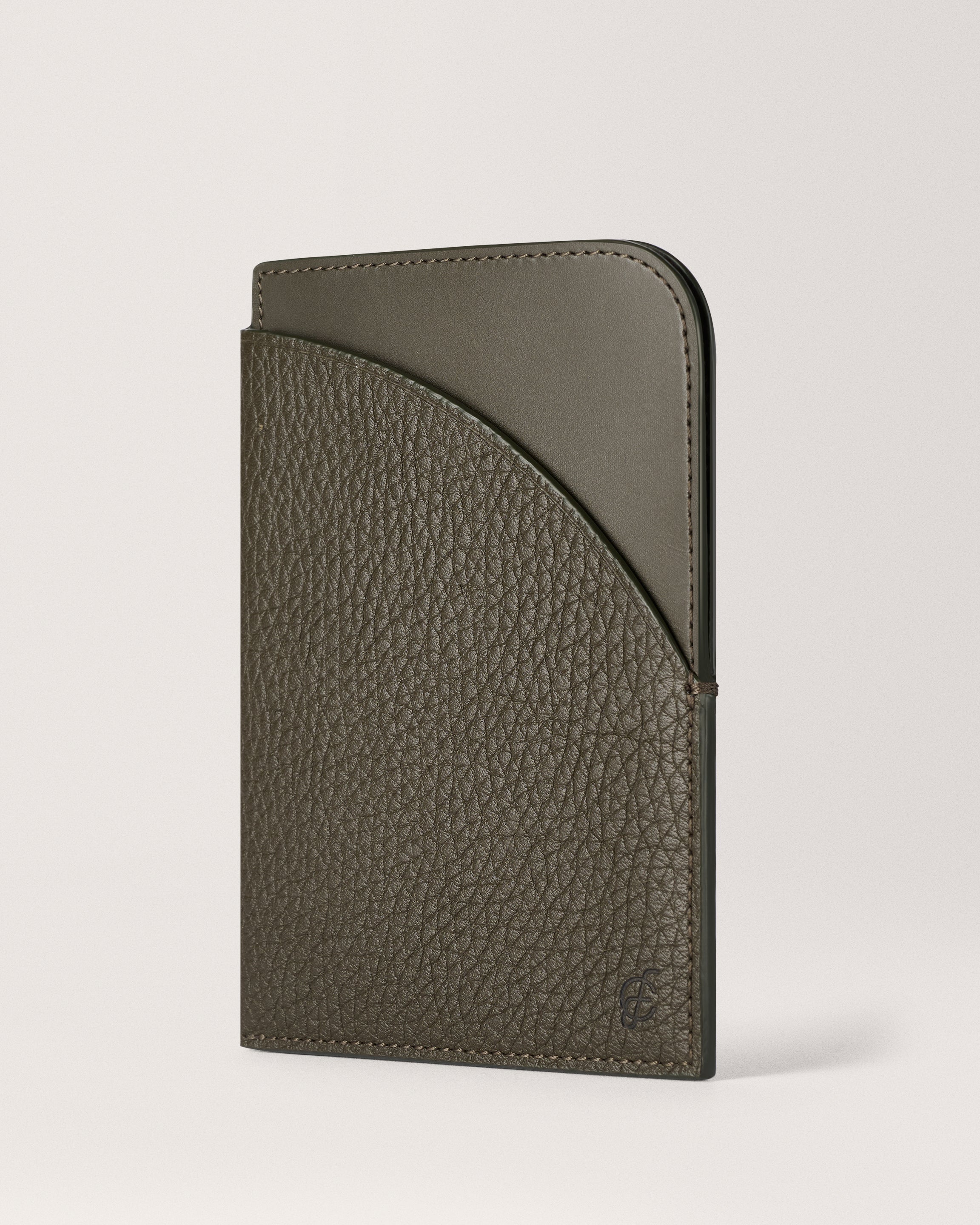 Clifton Passport Sleeve - Image 11