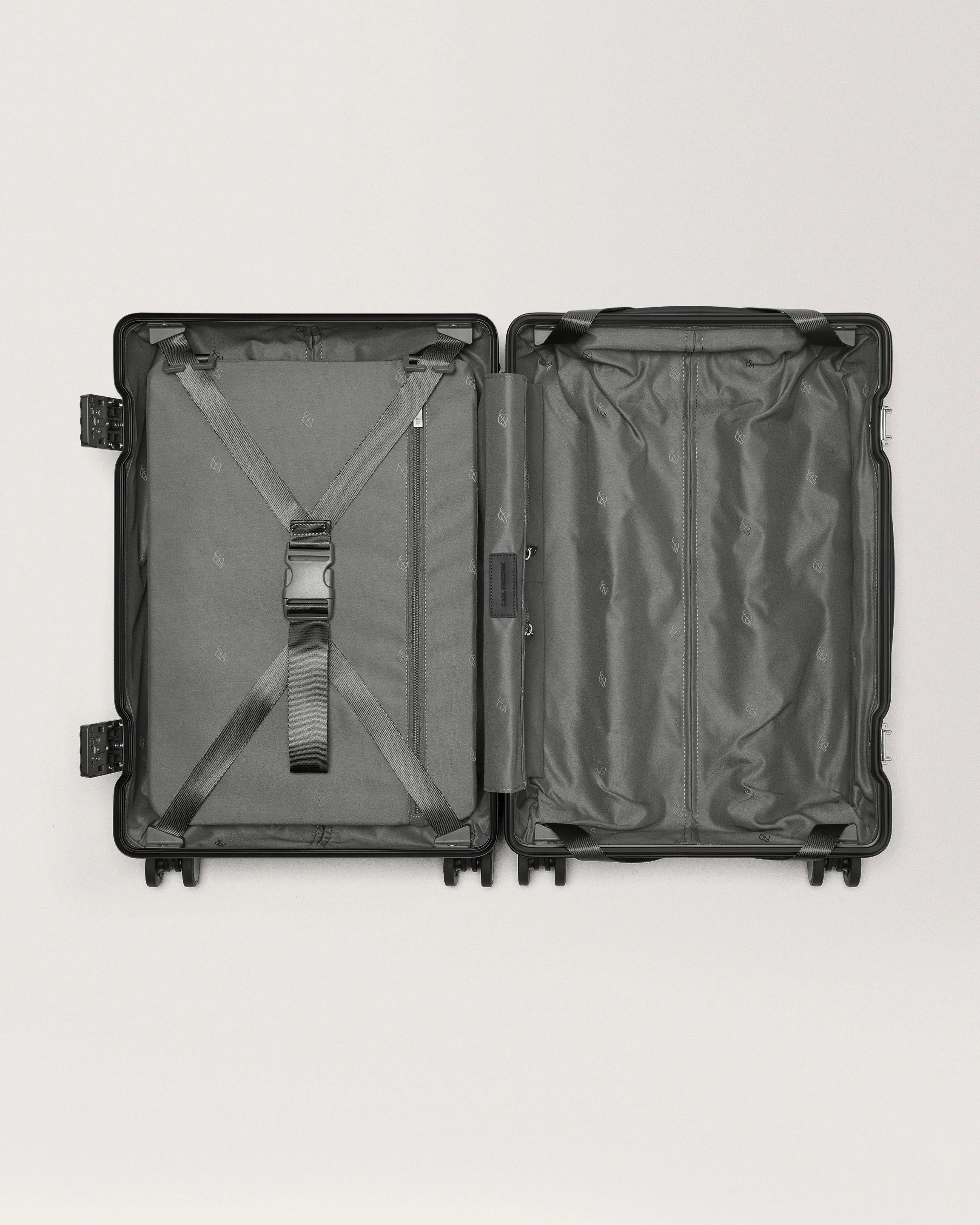 The Carry-on - Return - Image 49