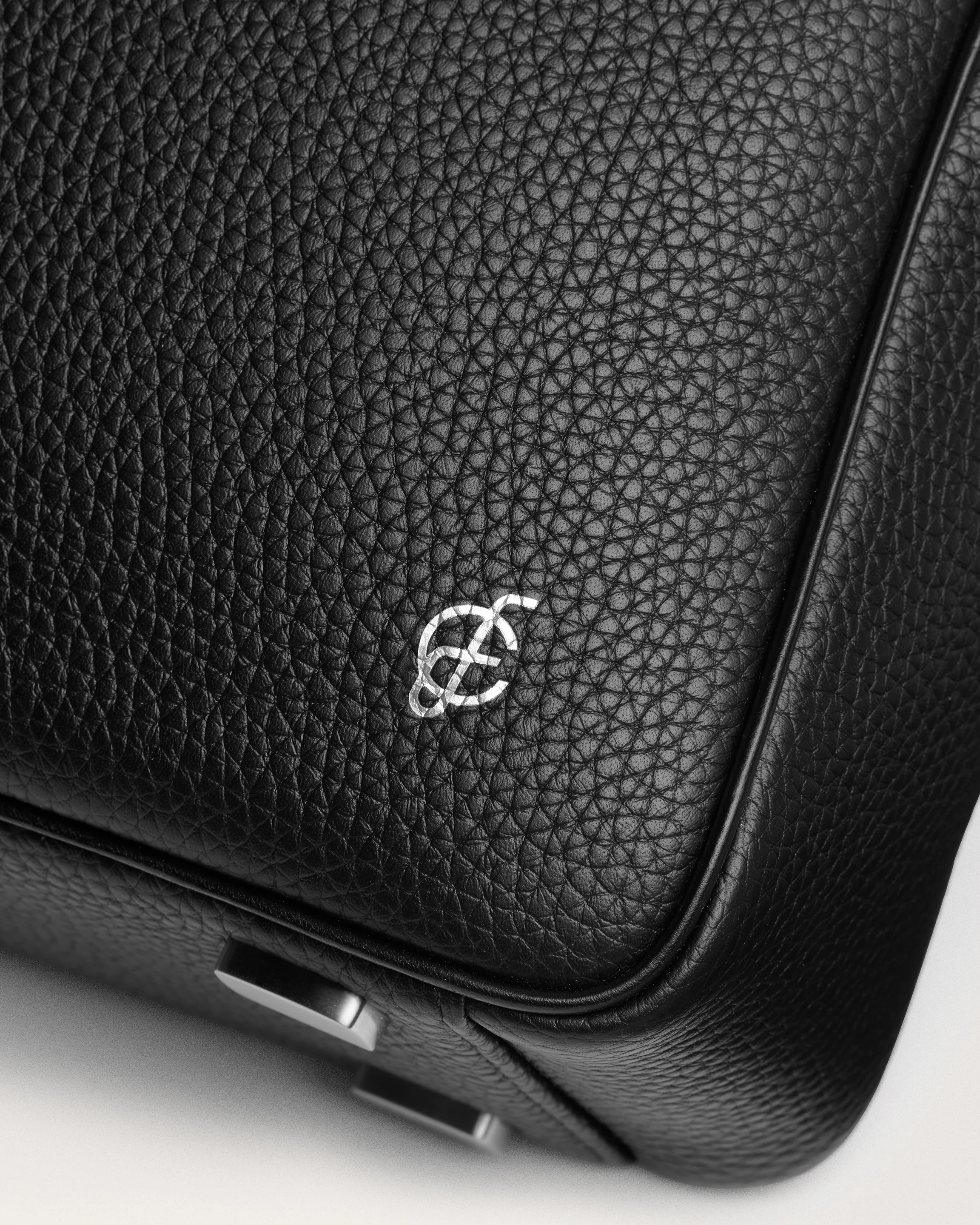 Dunloe Briefcase - Image 10