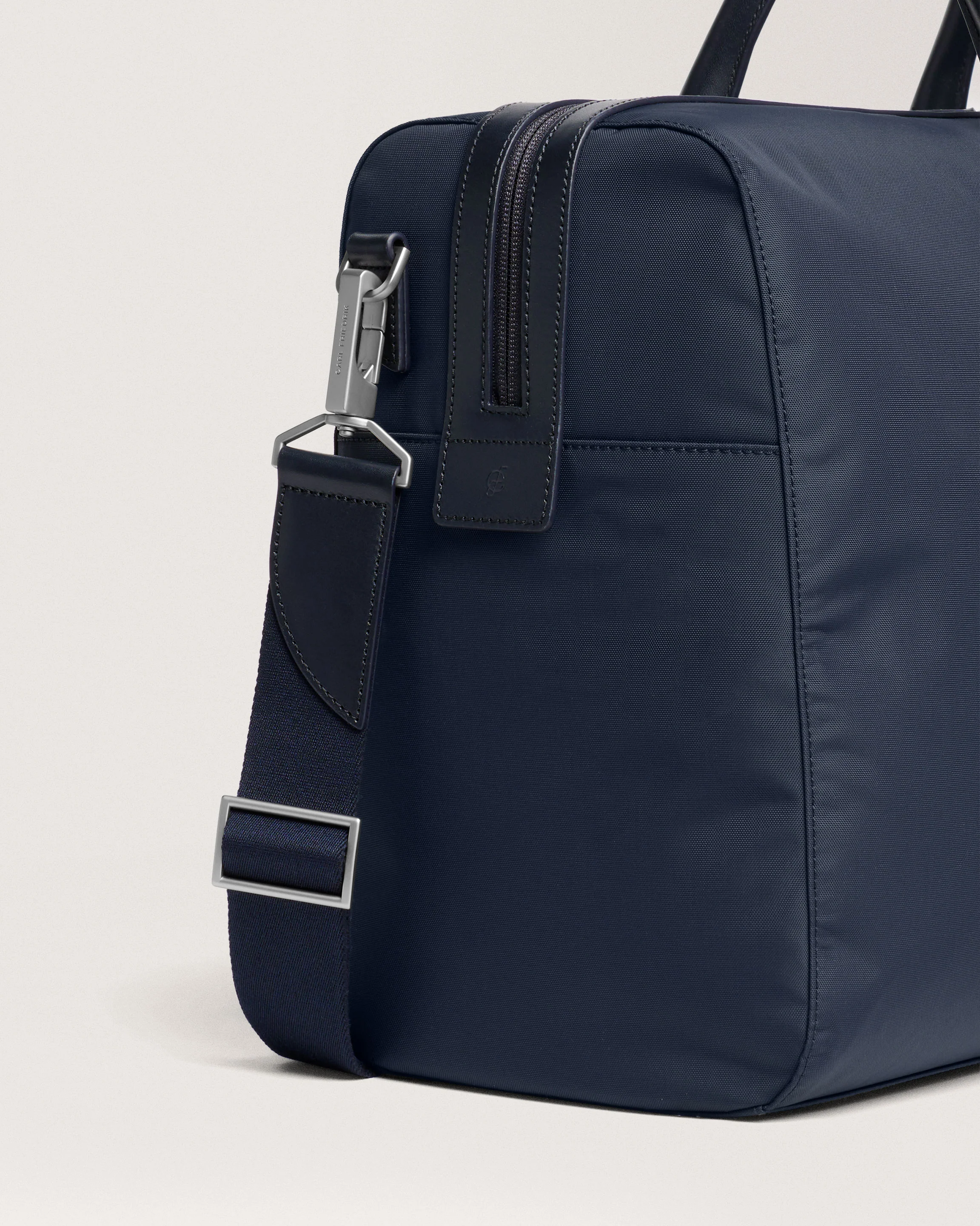 Large Weekender - Image 8
