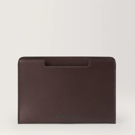 Easton Passport Sleeve - Image 17