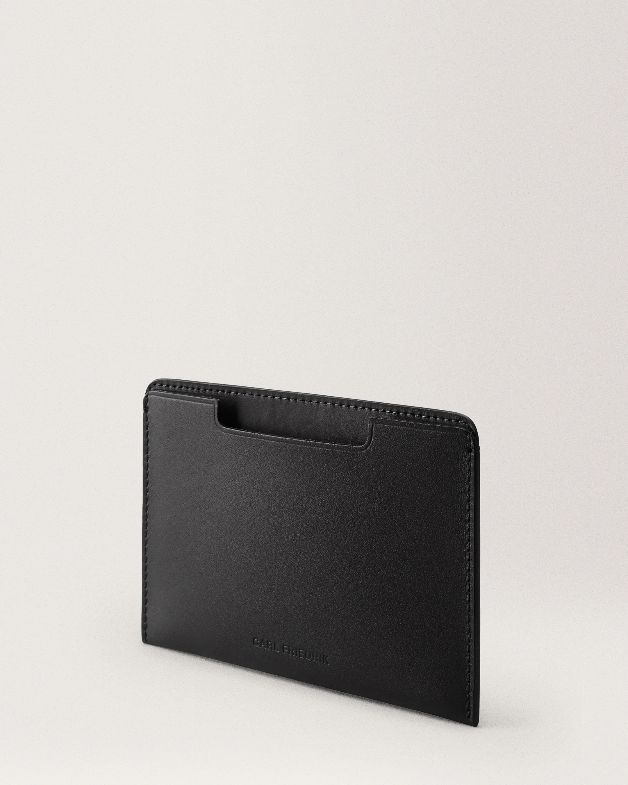Easton Passport Sleeve - Image 3