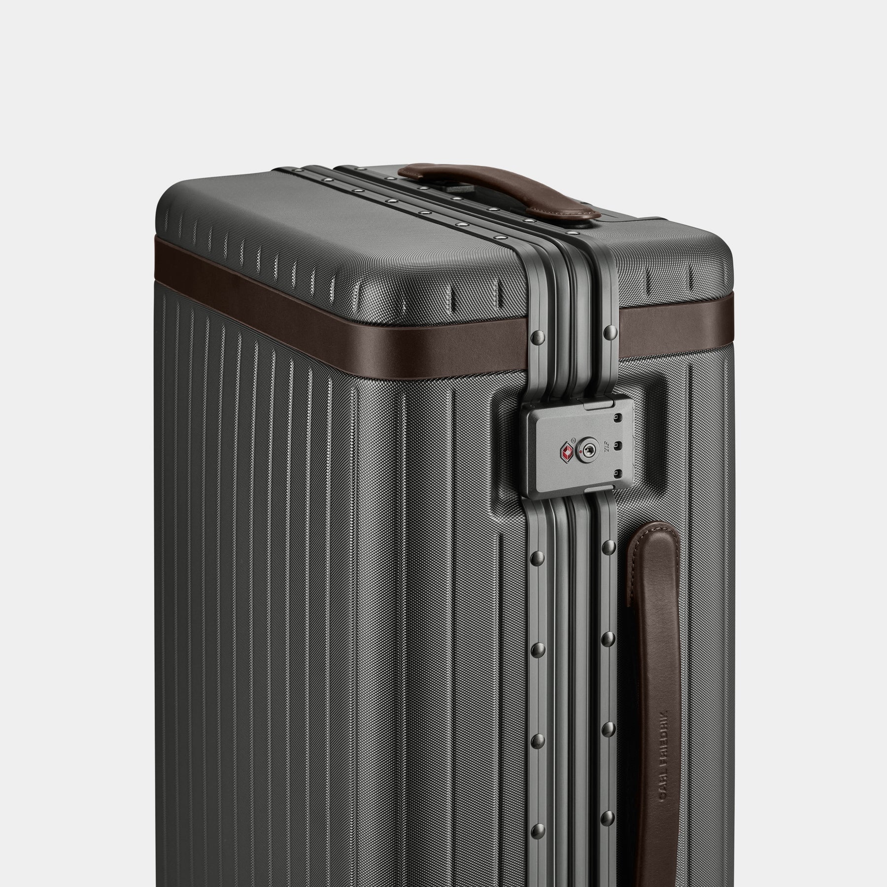 Luggage parts - Image 8