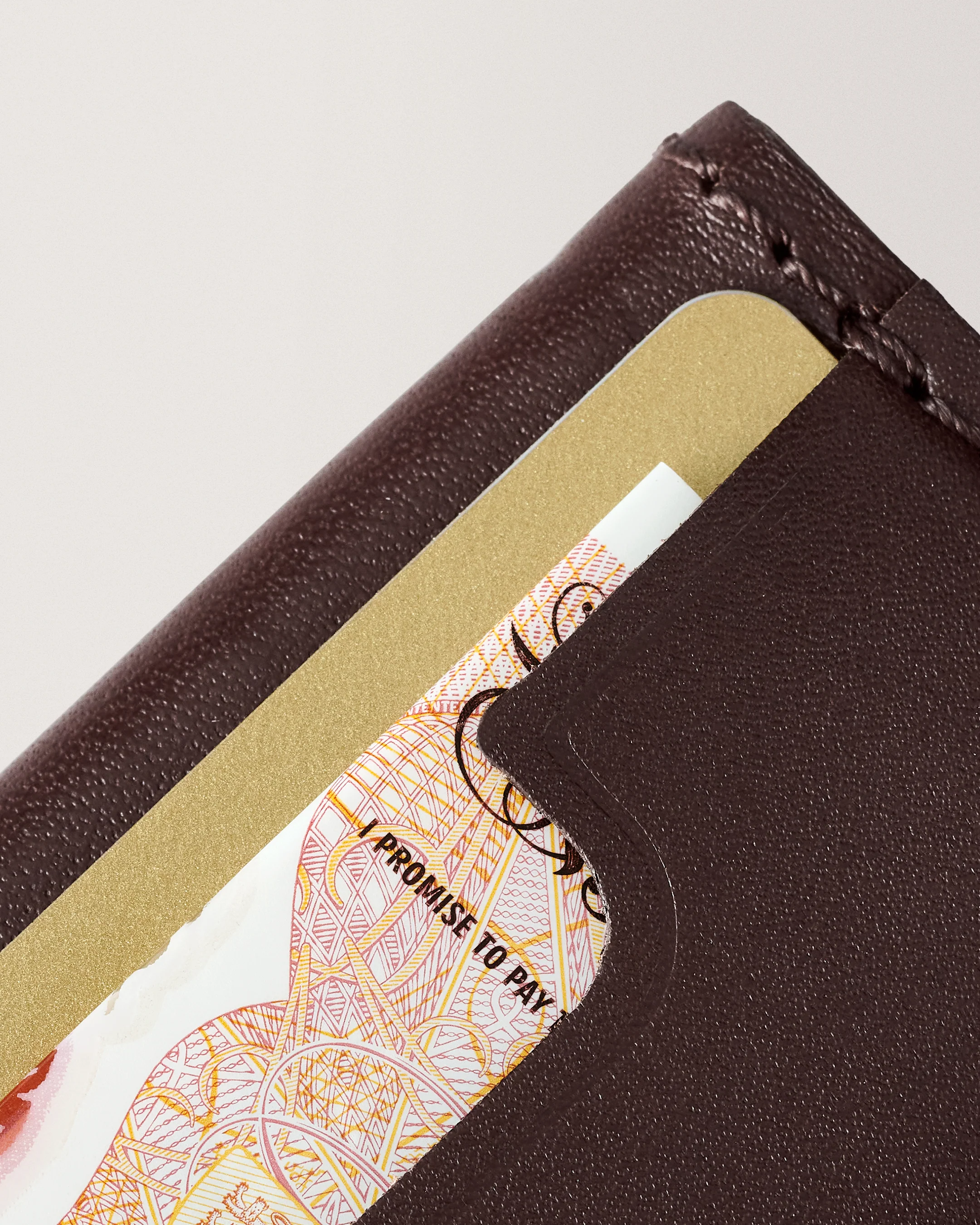 The Cardprotector - Image 13