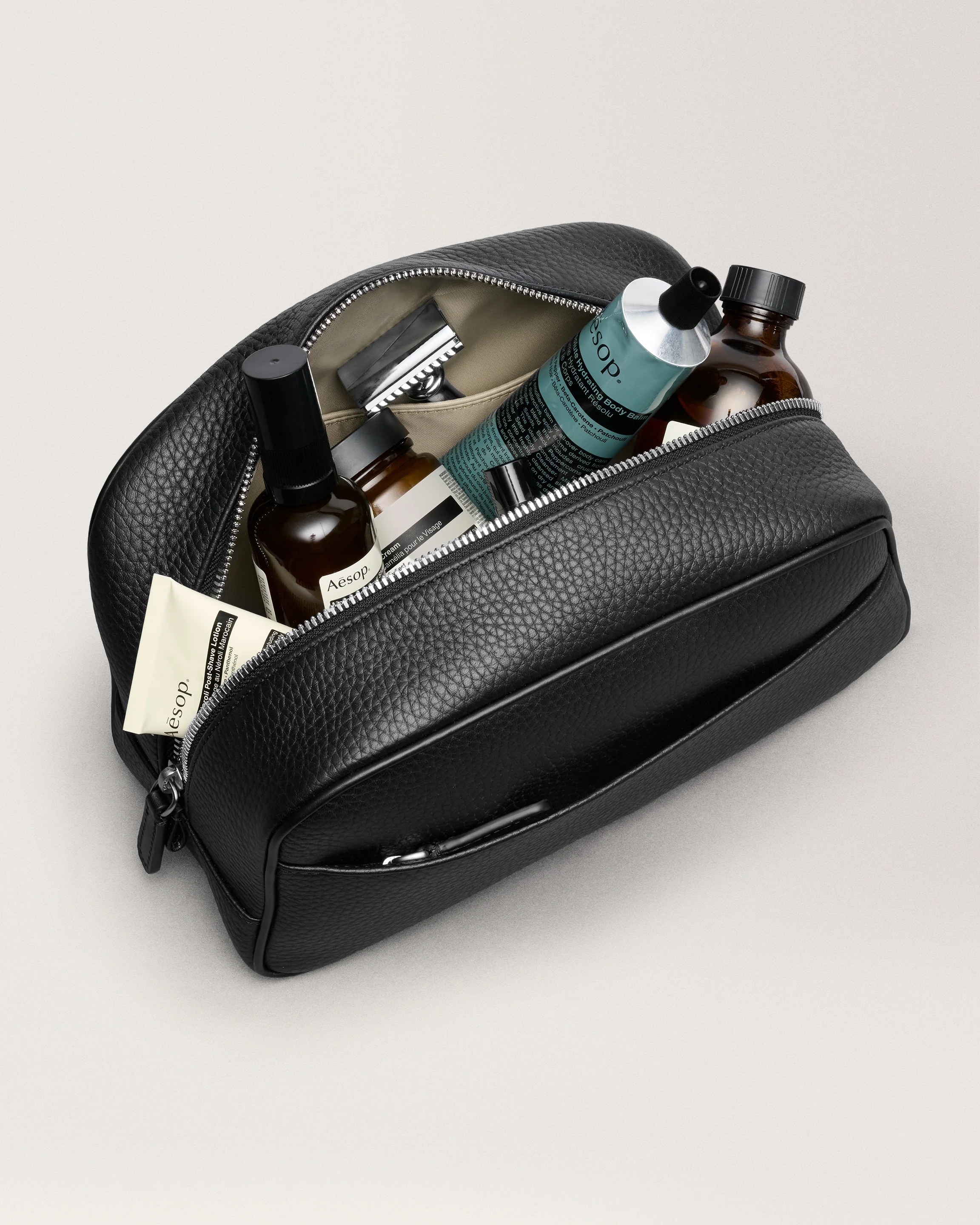 Large Washbag - Image 8
