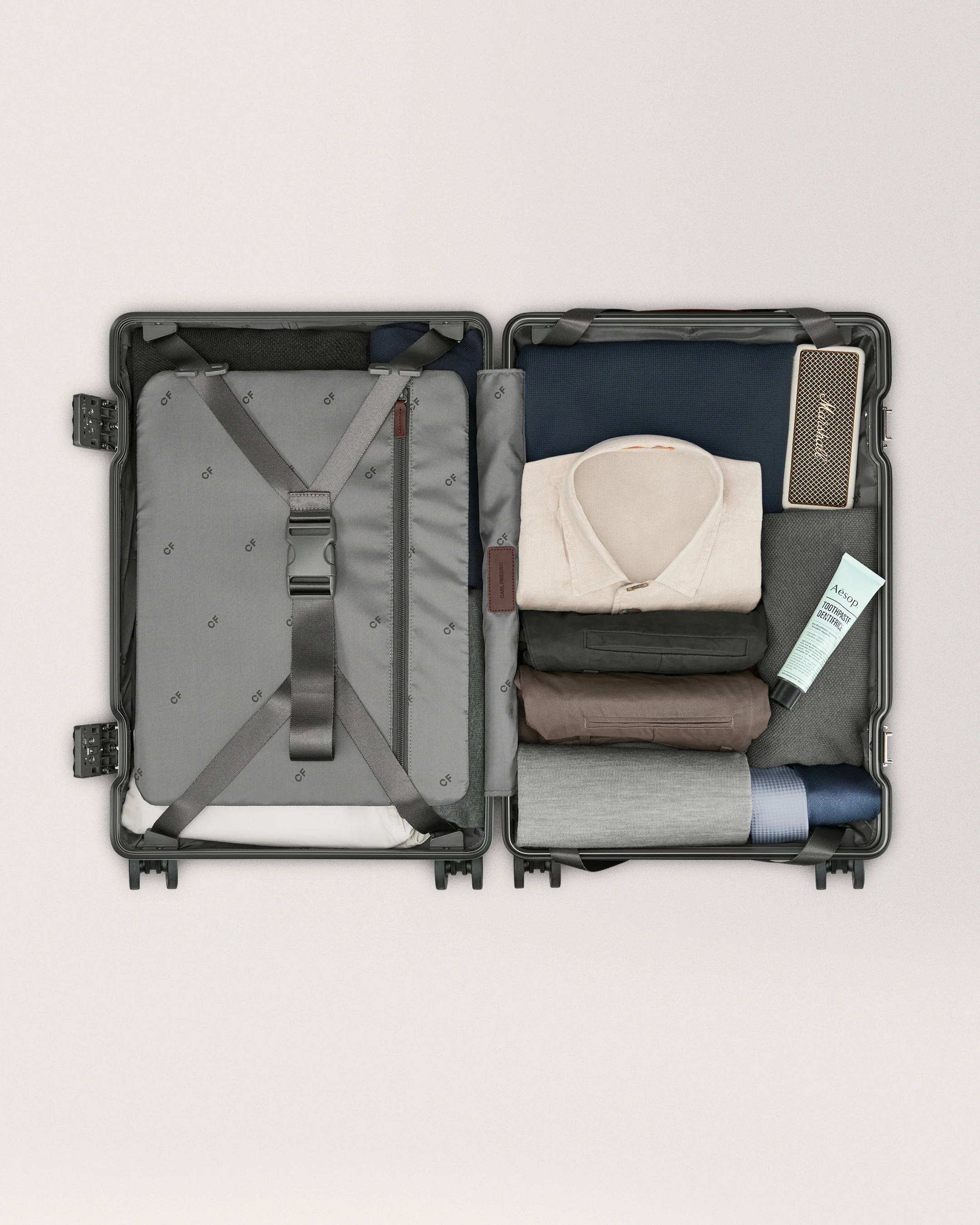 The Carry-on - Return - Image 21