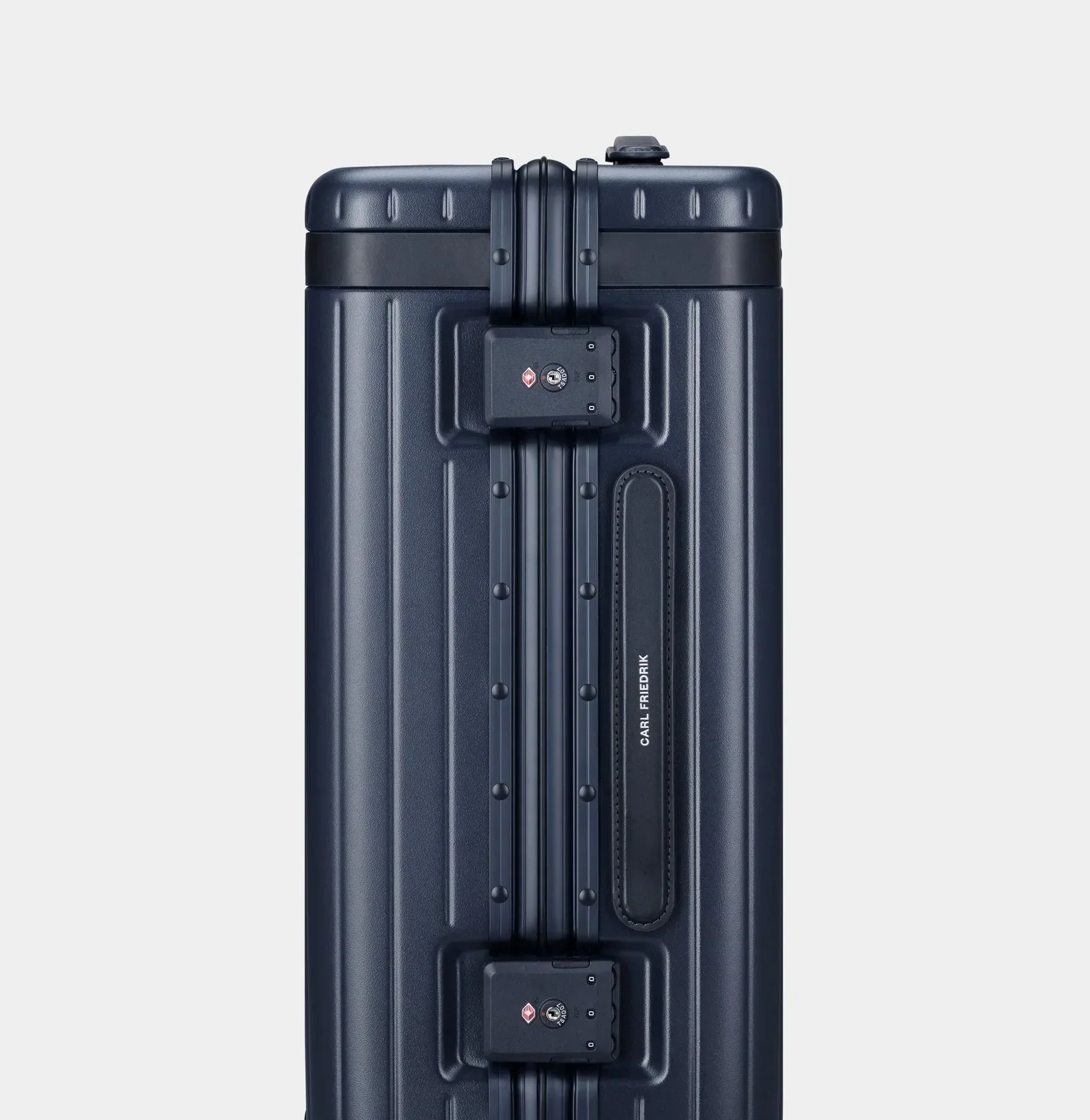 The Carry-on - Return - Image 5