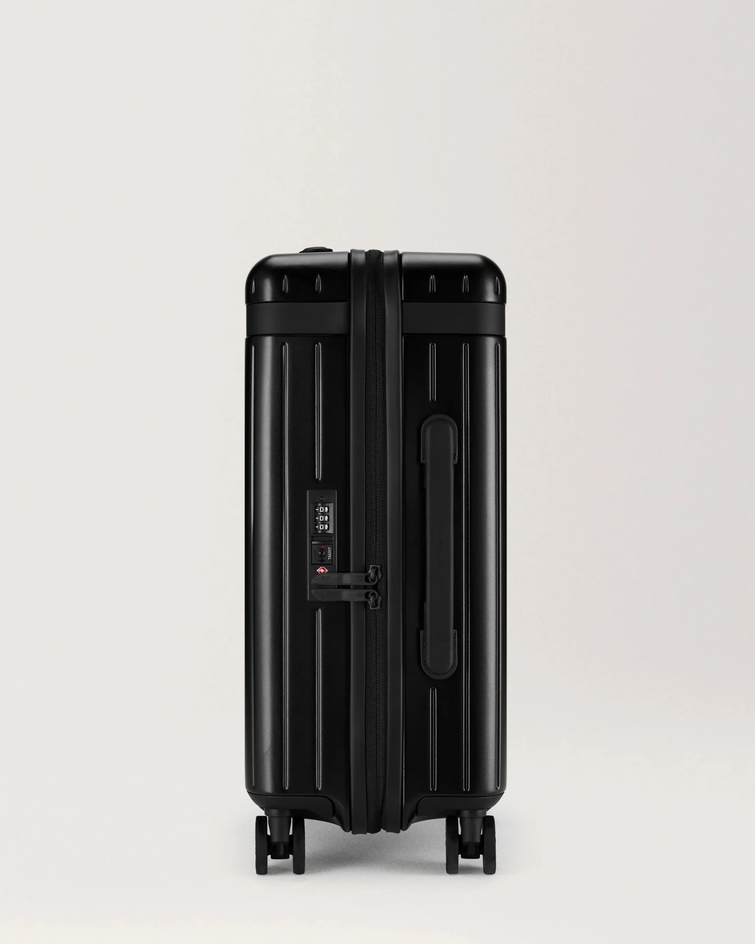 The Carry-on - Image 11