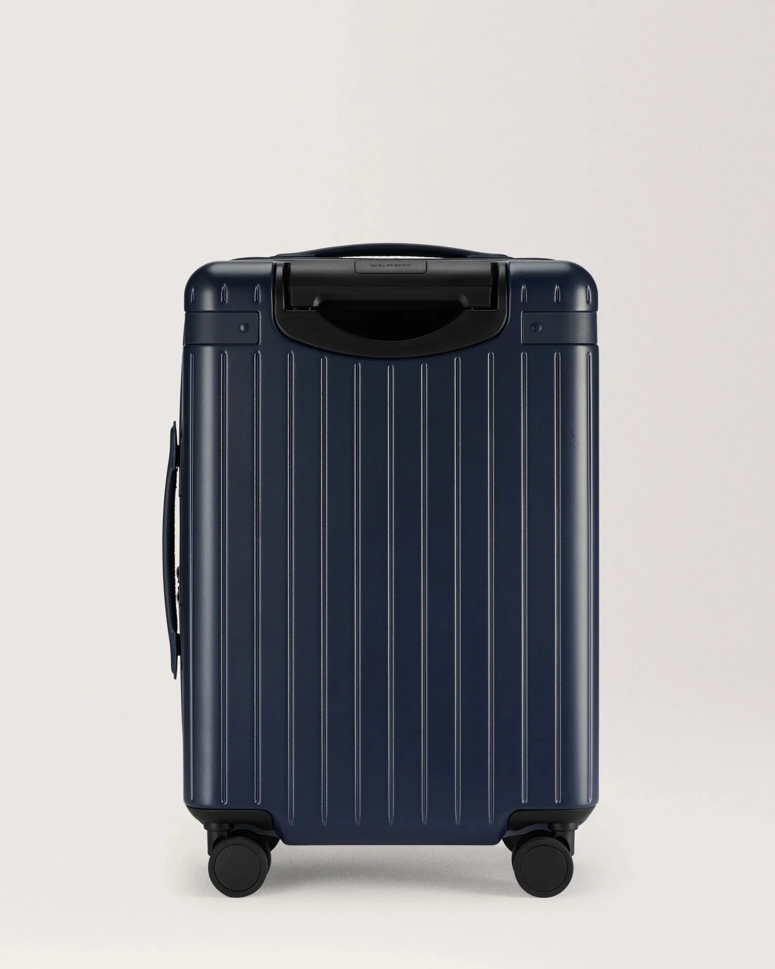 The Carry-on - Image 18