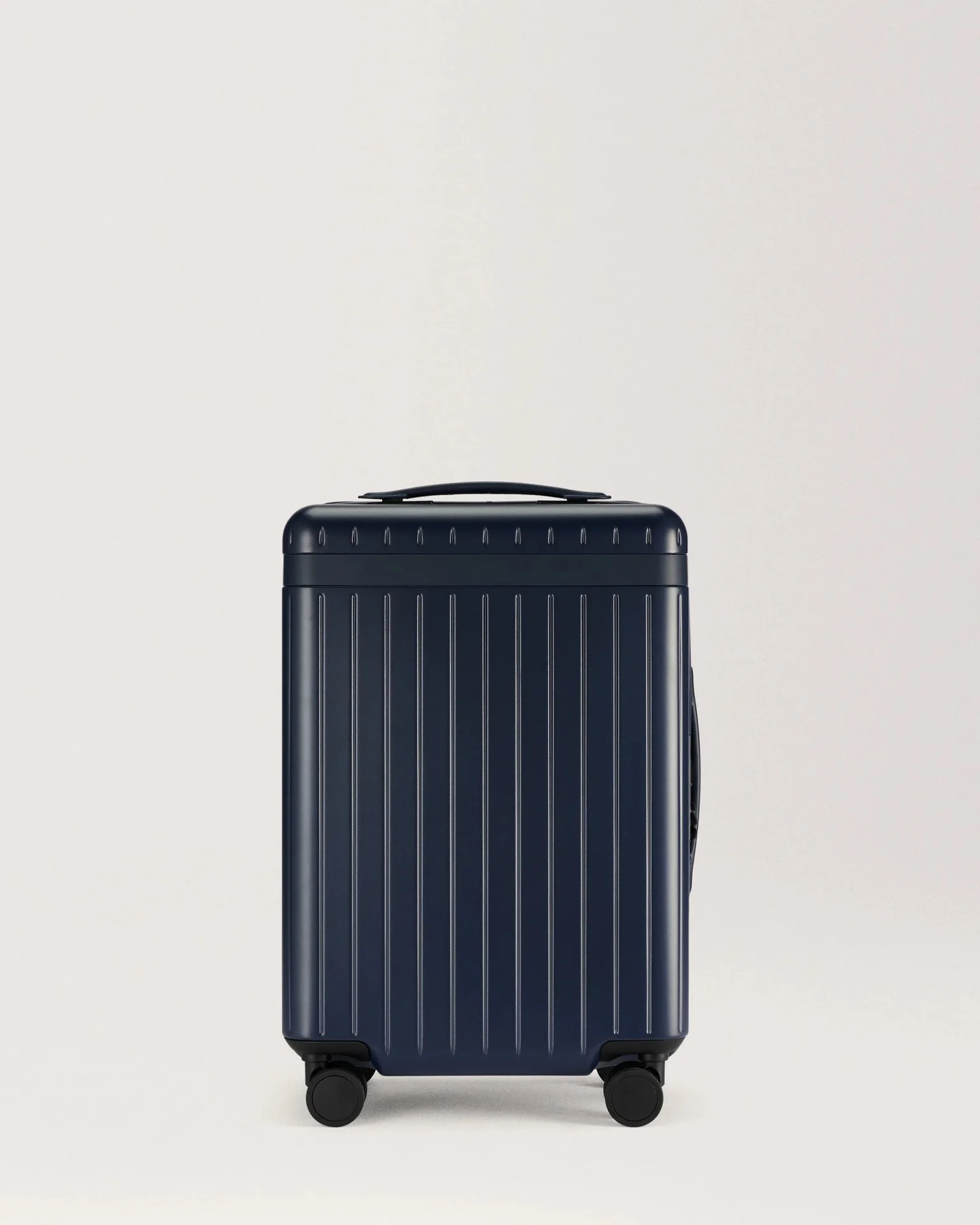 The Carry-on - Image 29