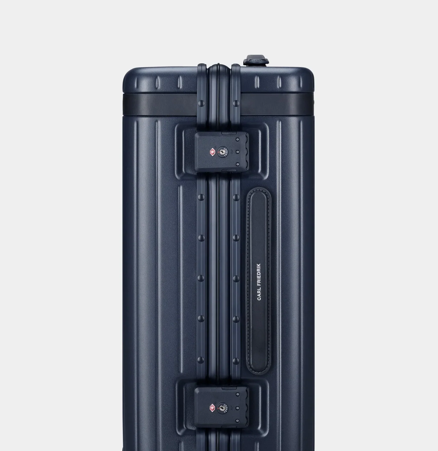 The Carry-on - Return - Image 5
