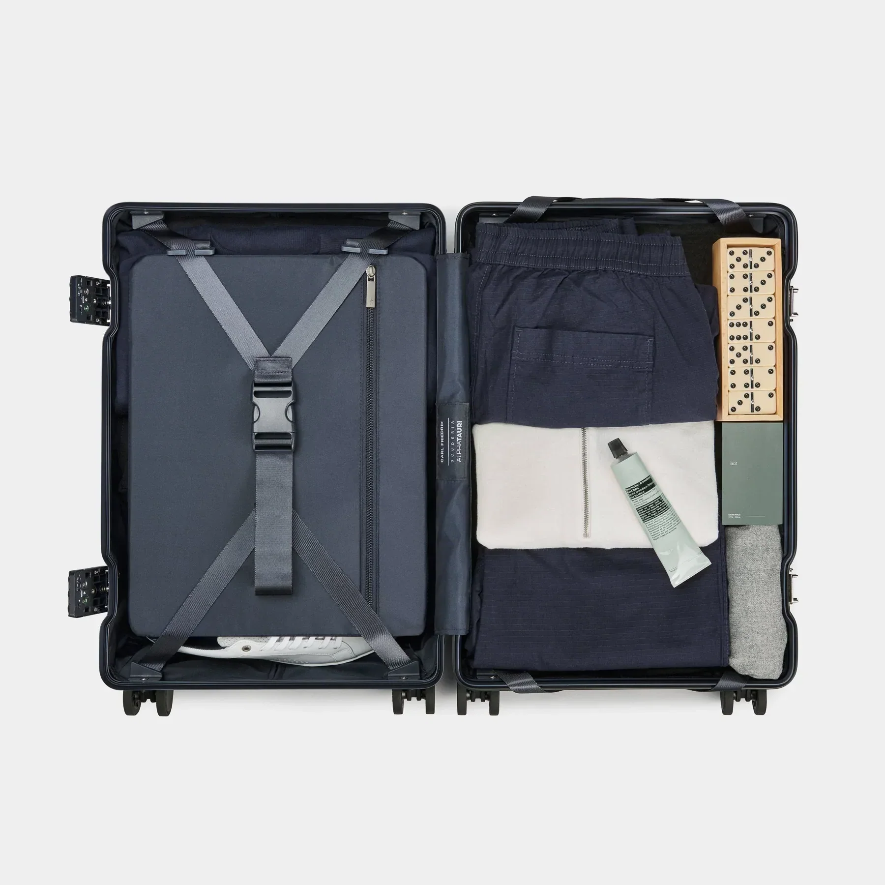 The Carry-on - Return - Image 9
