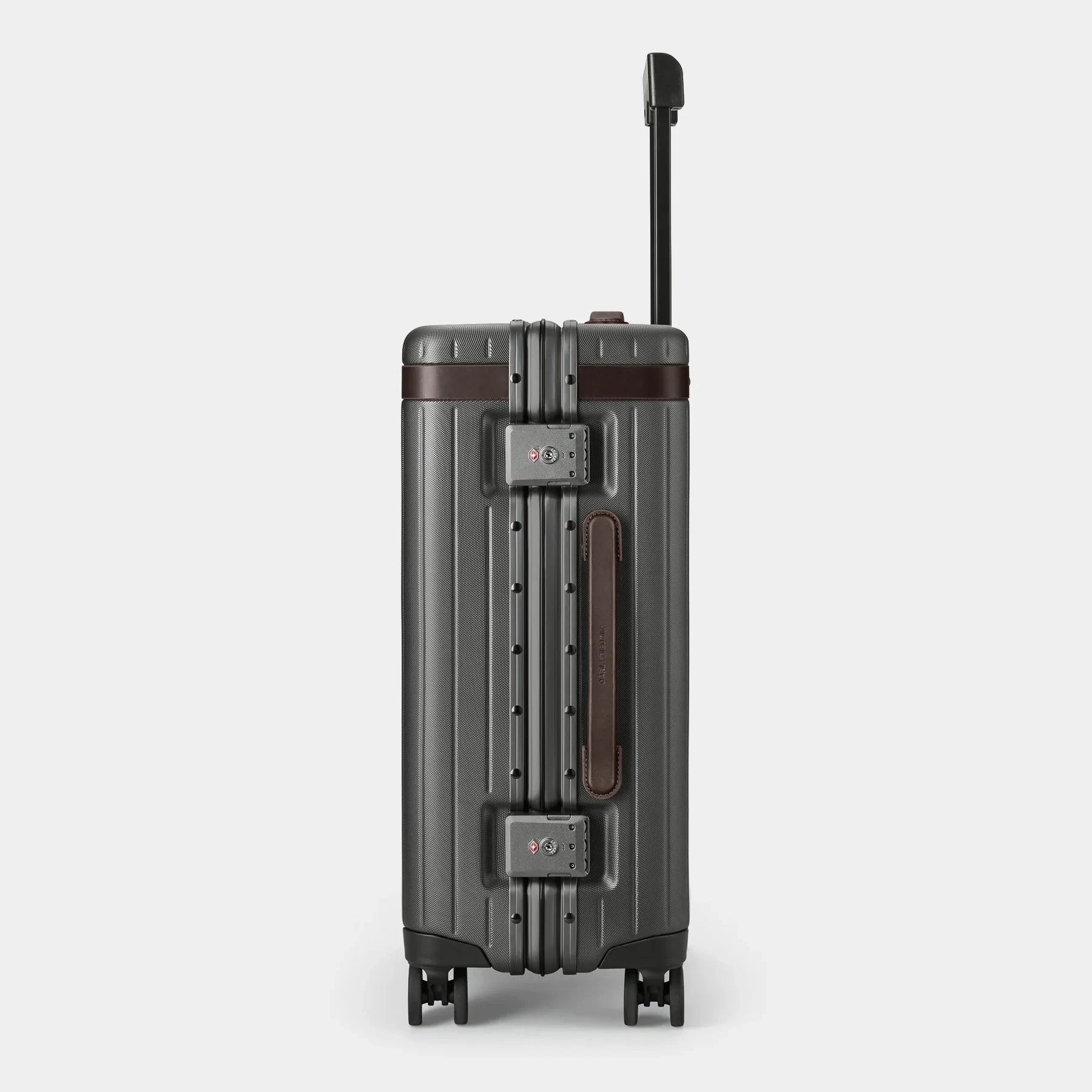 The Carry-on - Sample - Image 13