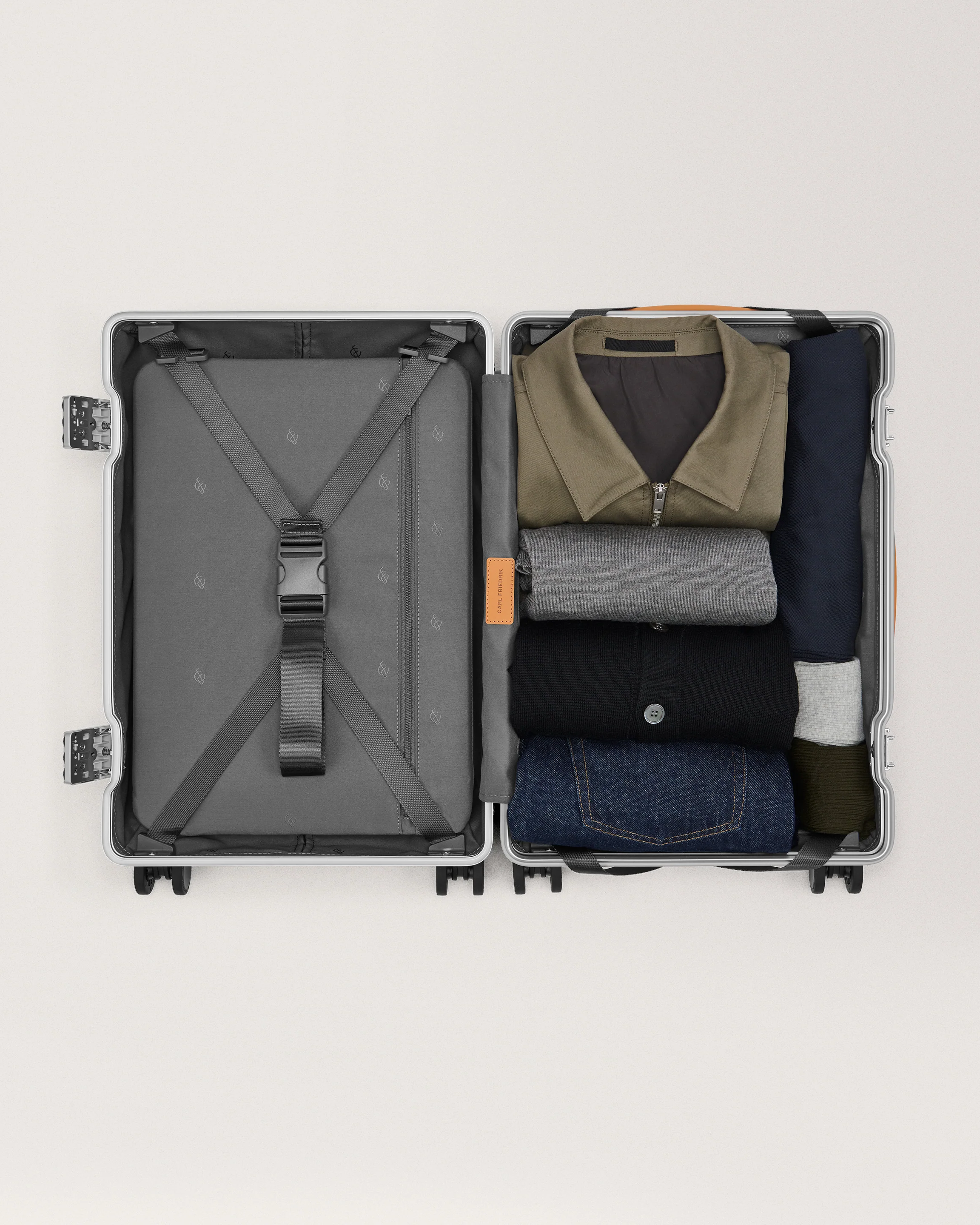 The Carry-on - Image 107