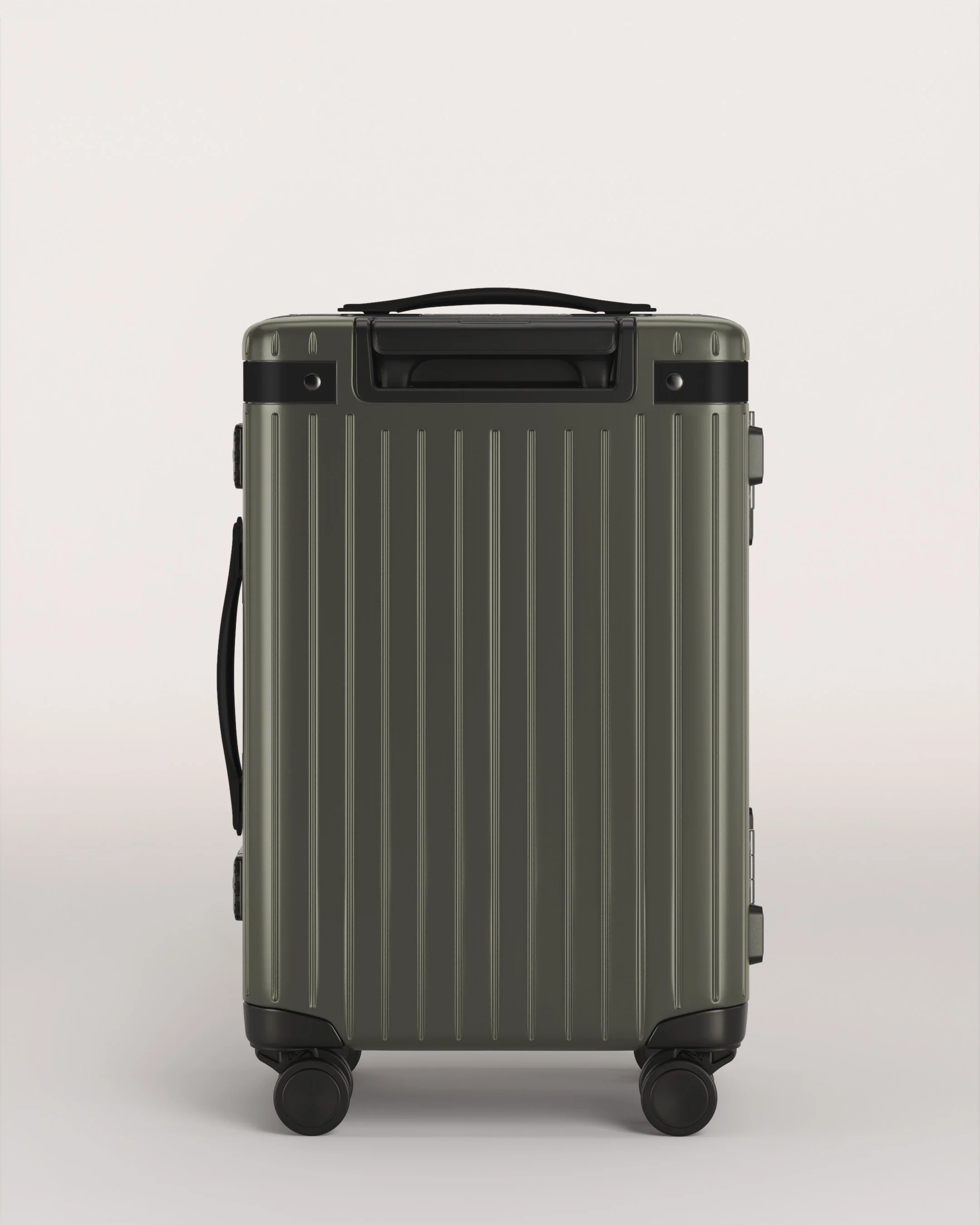 The Carry-on - Image 46