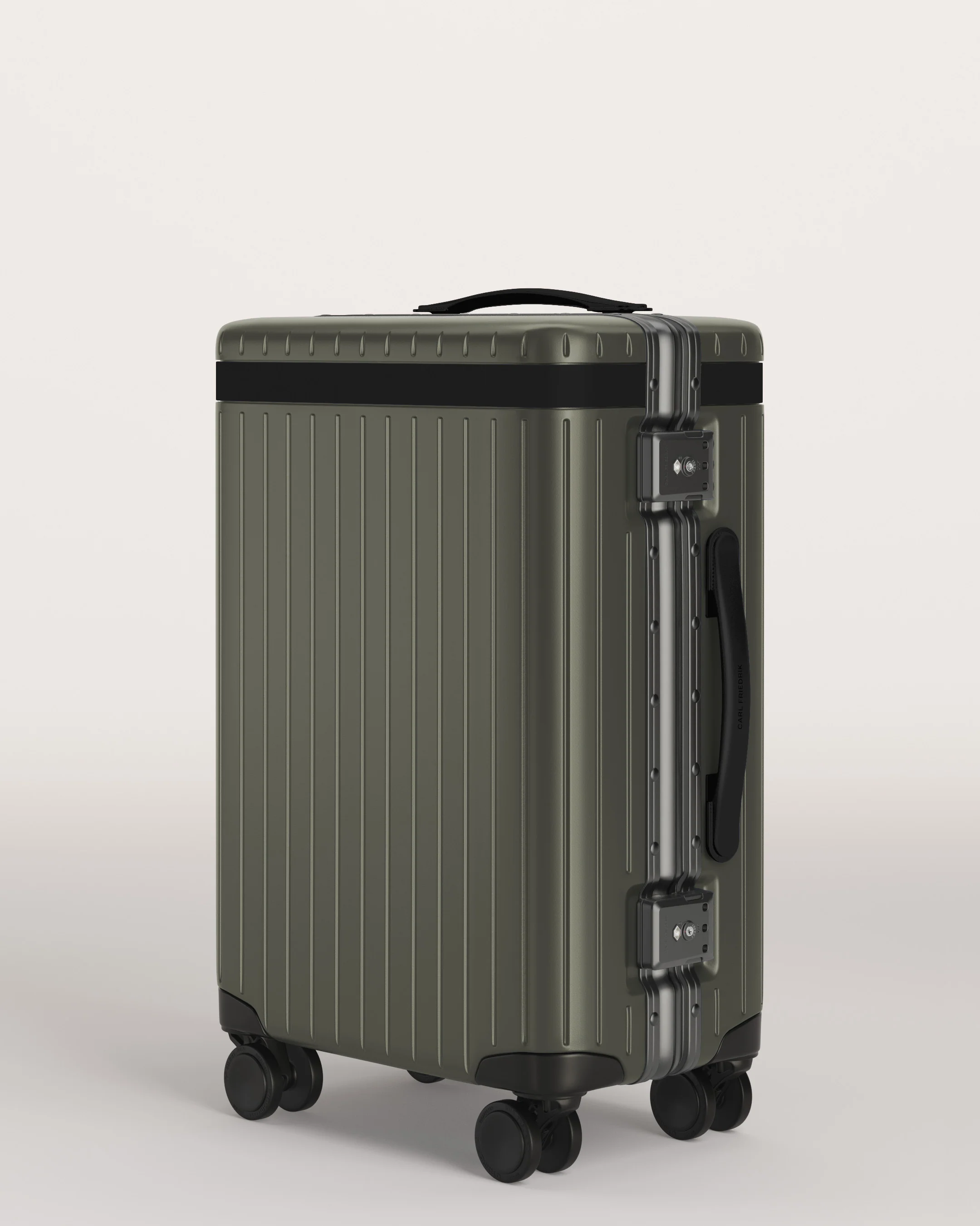 The Carry-on - Image 47
