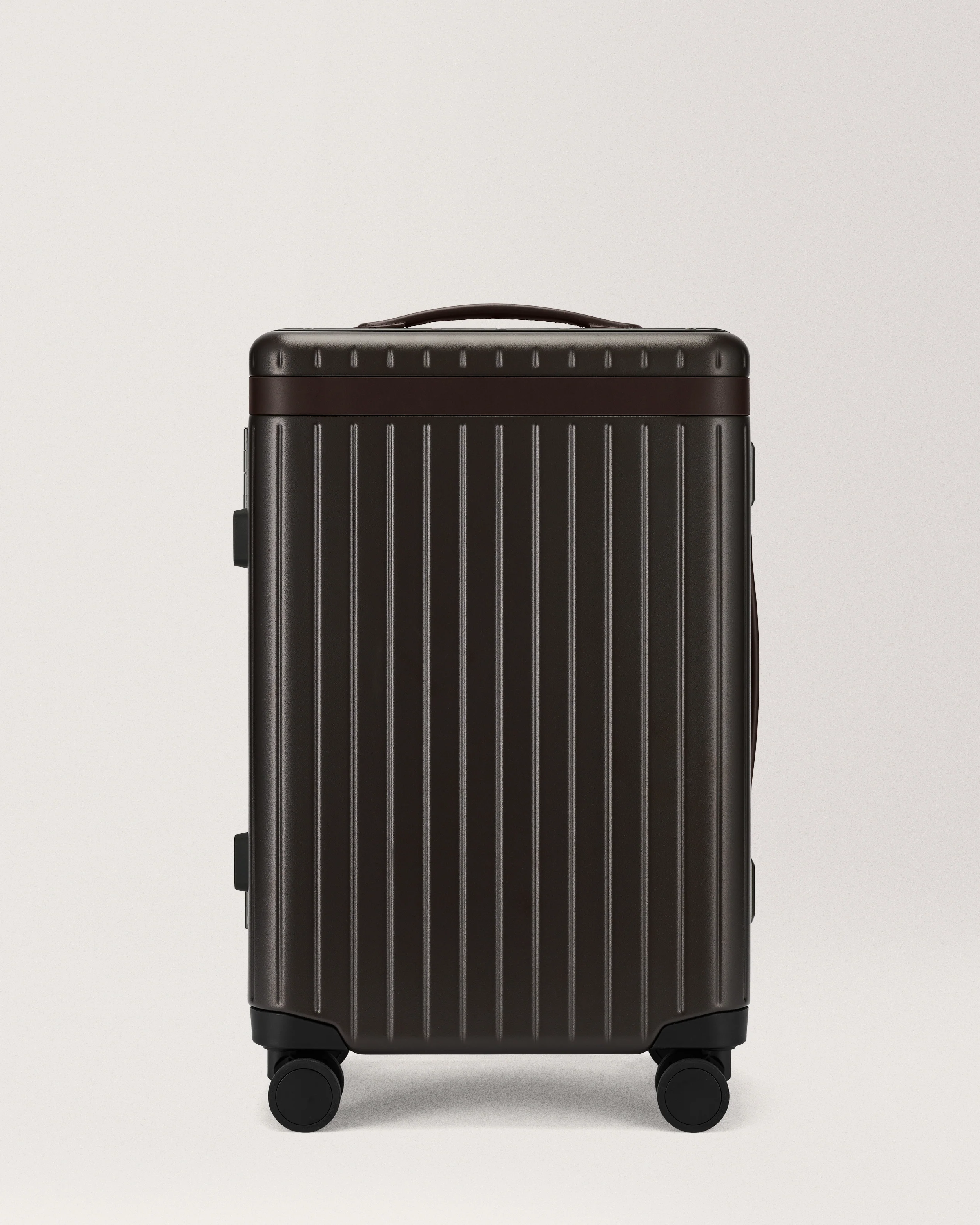 The Carry-on - Image 91