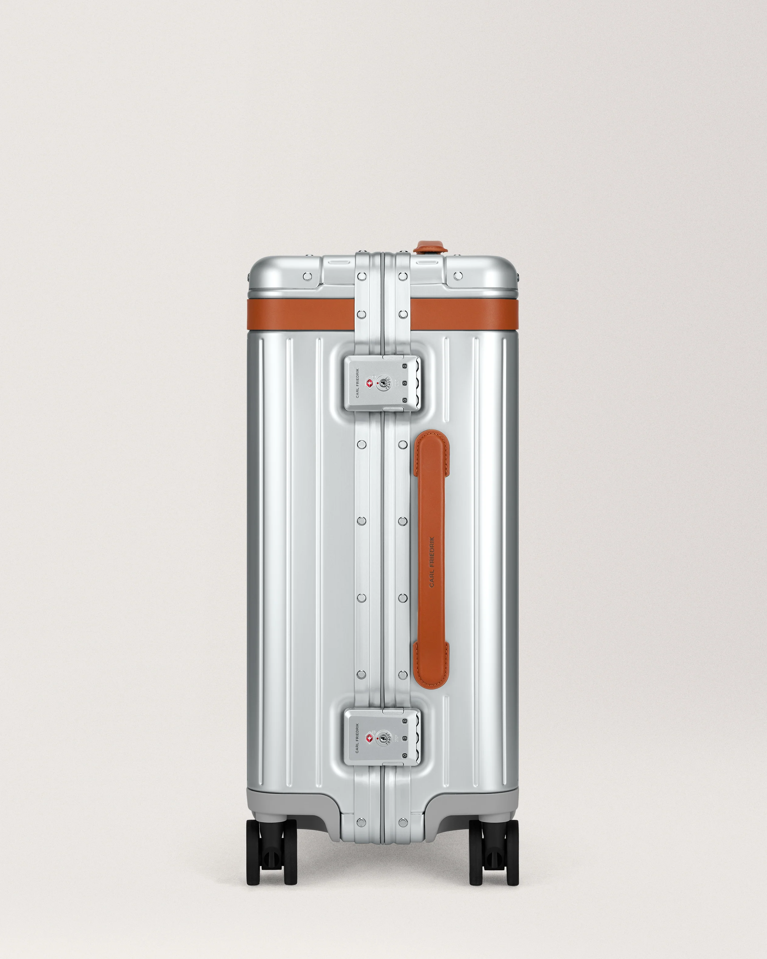 The Carry-on - Image 16