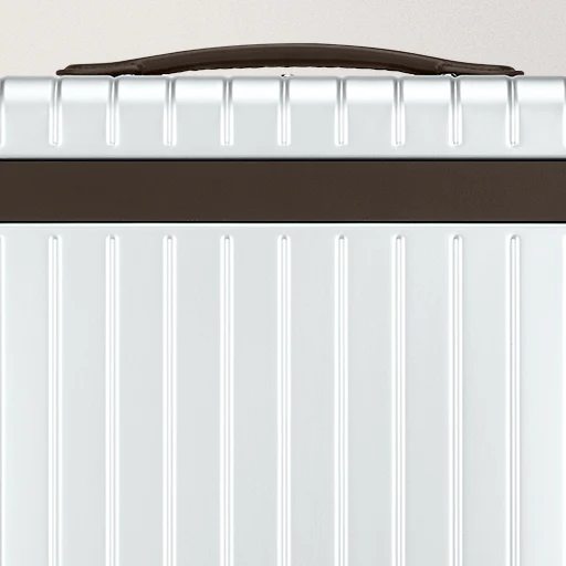 The Carry-on - Image 37