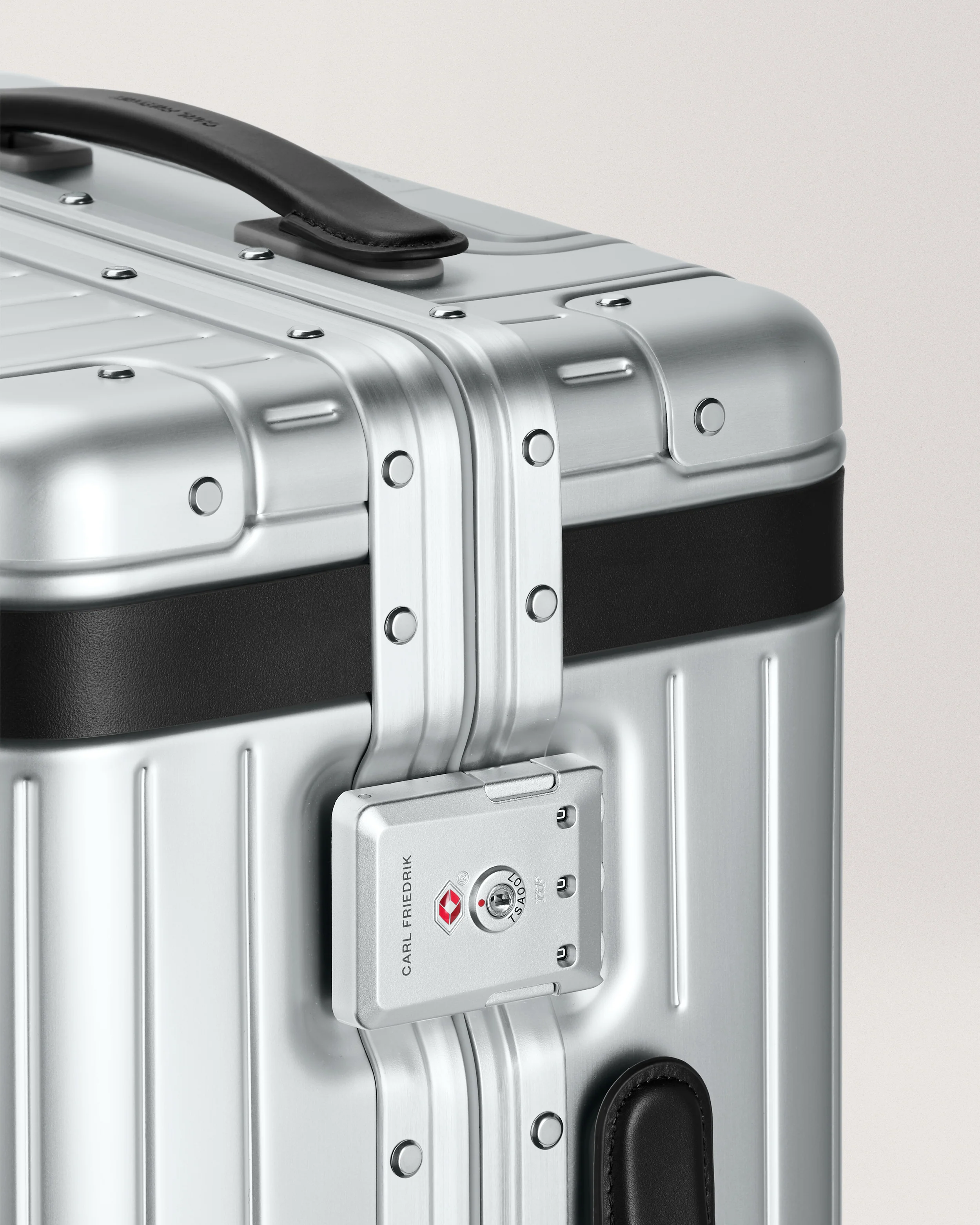 The Carry-on - Image 8