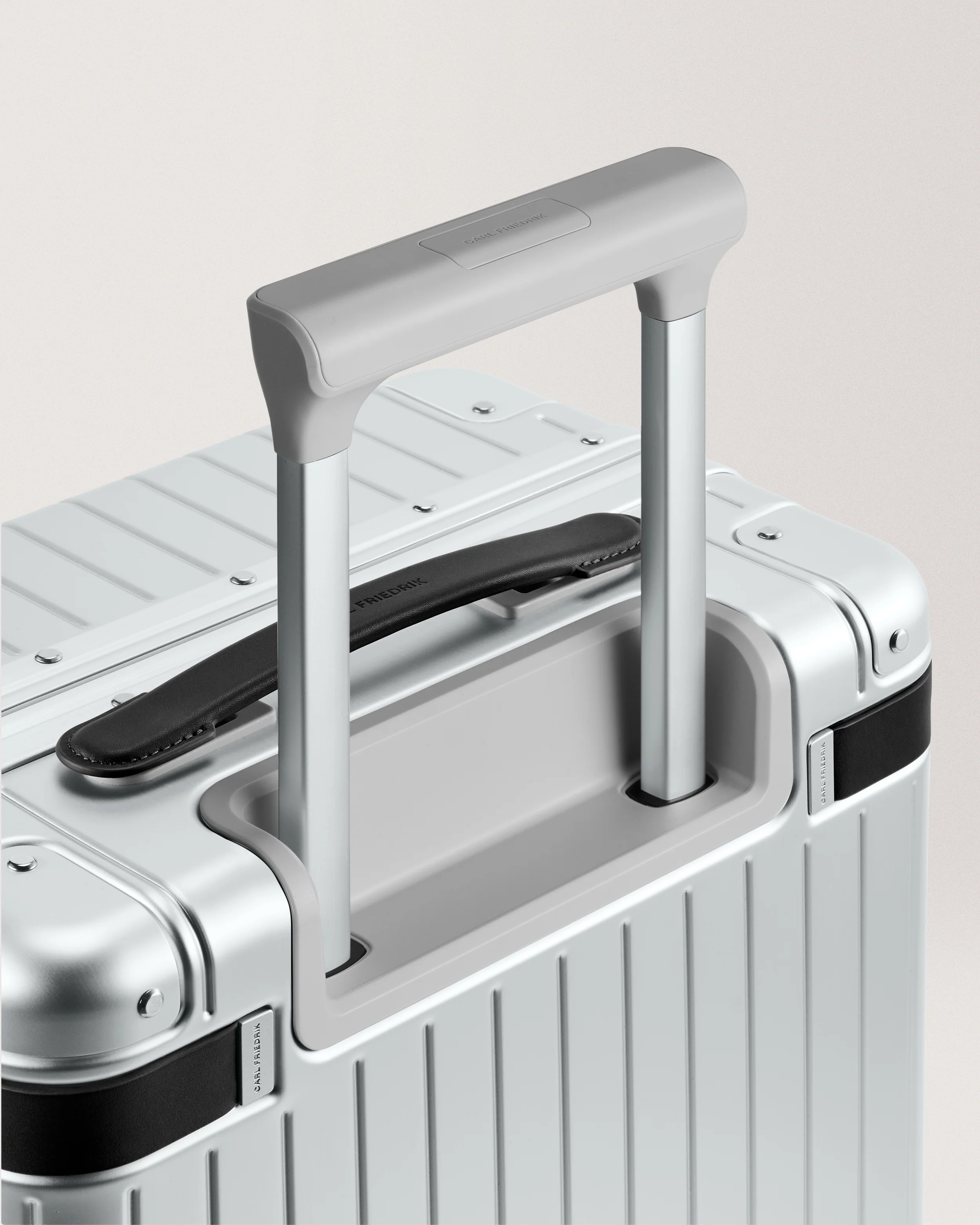 The Carry-on - Image 9