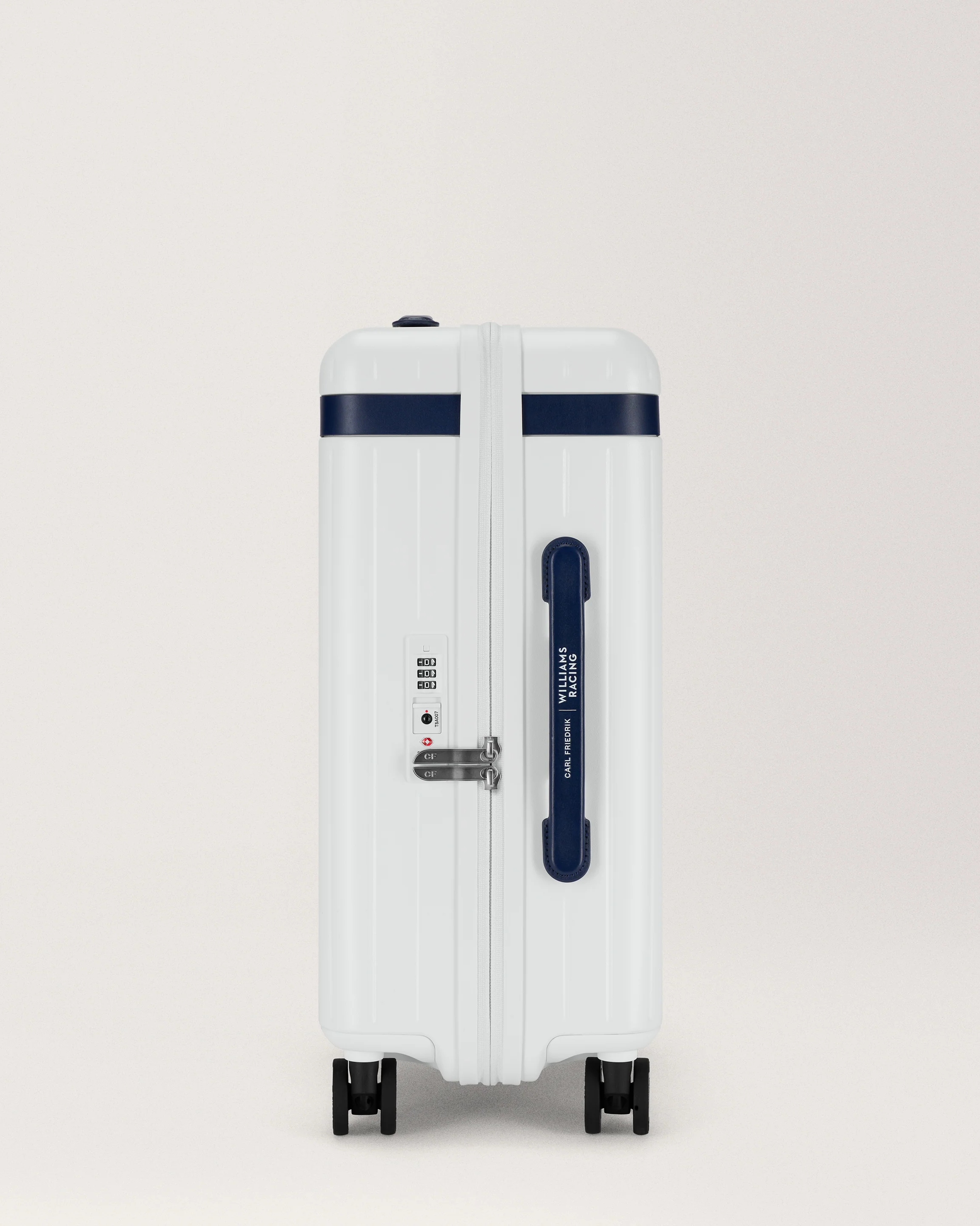 The Carry-on - Image 39