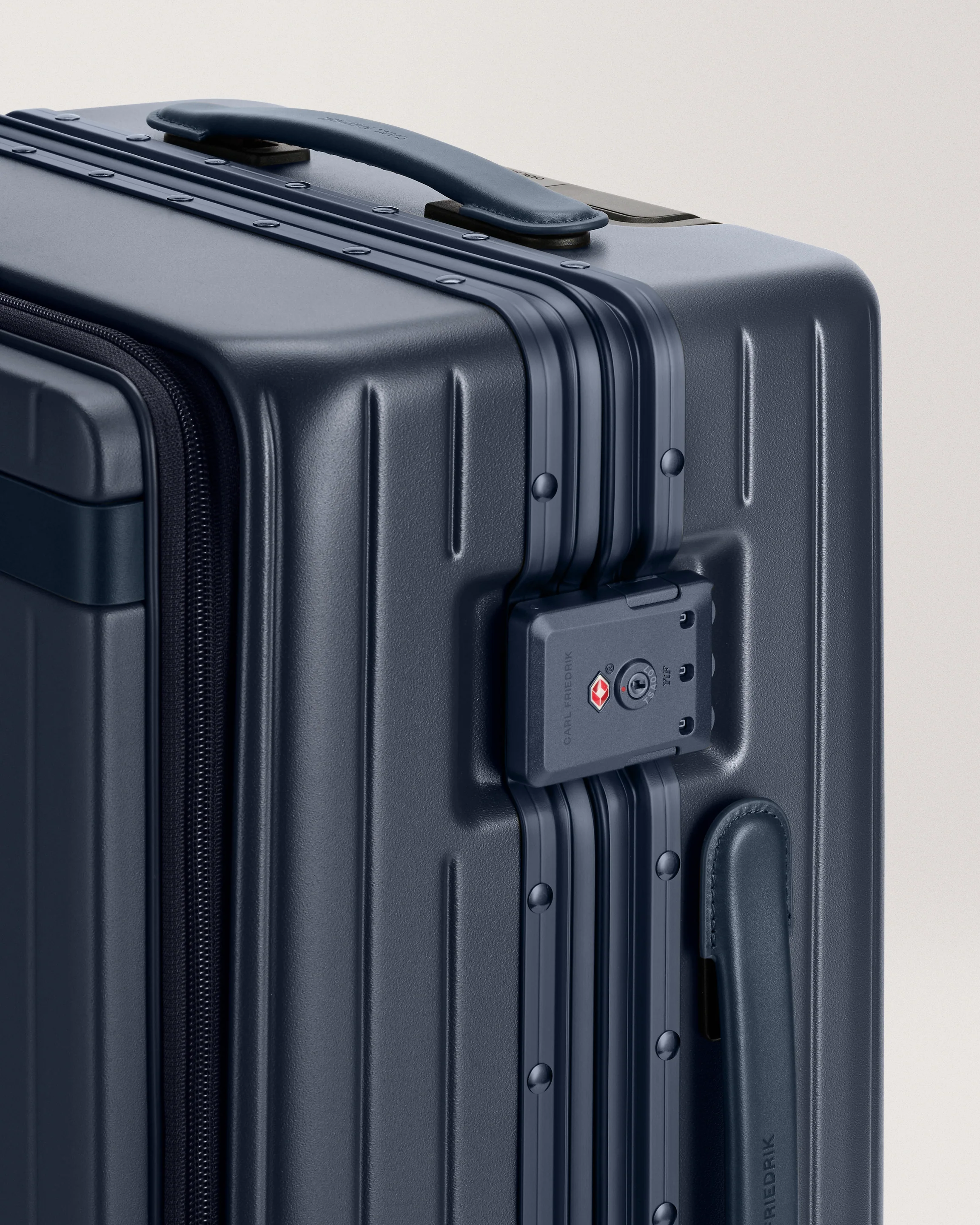 The Carry-on X - Image 105