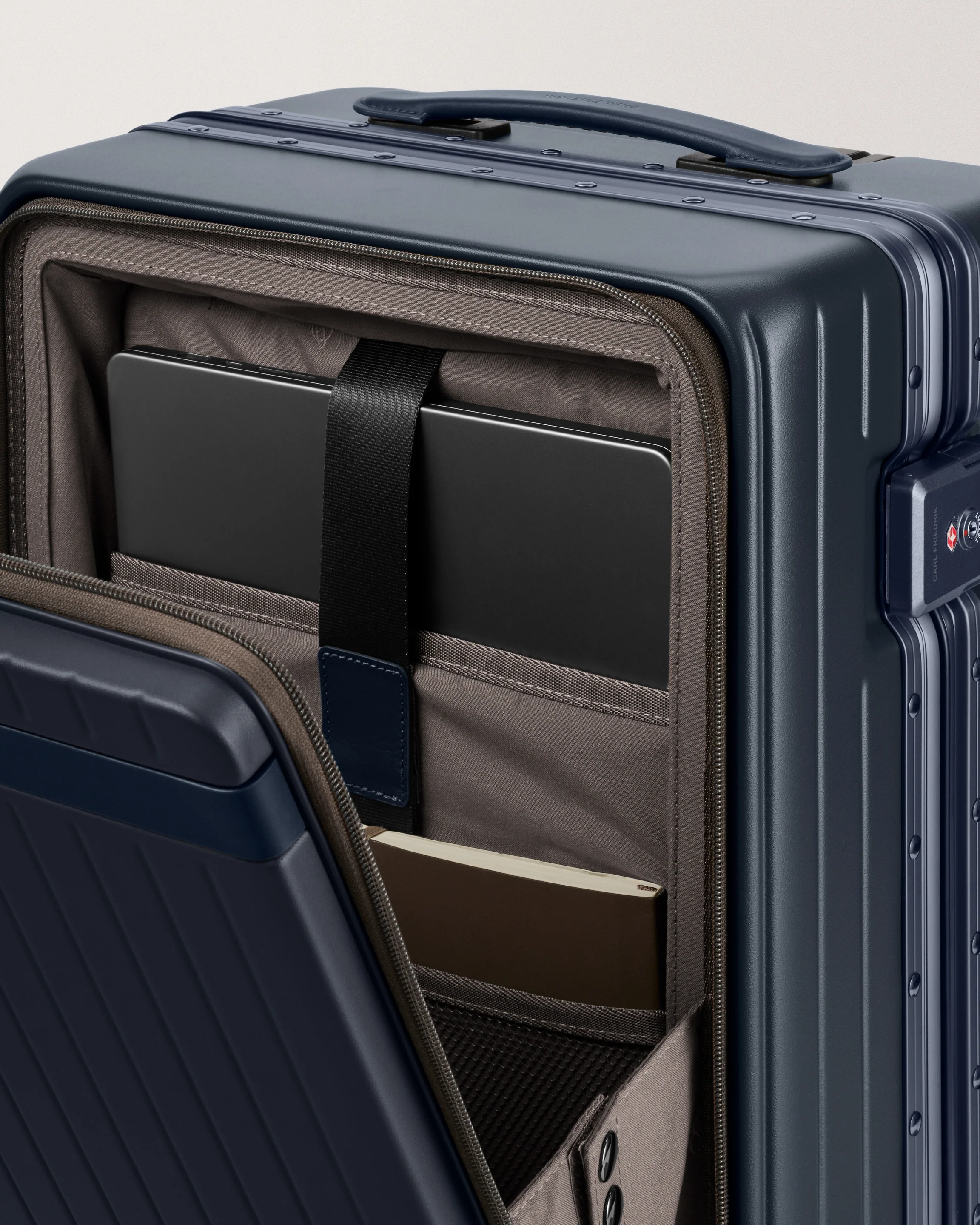 The Carry-on X - Image 106