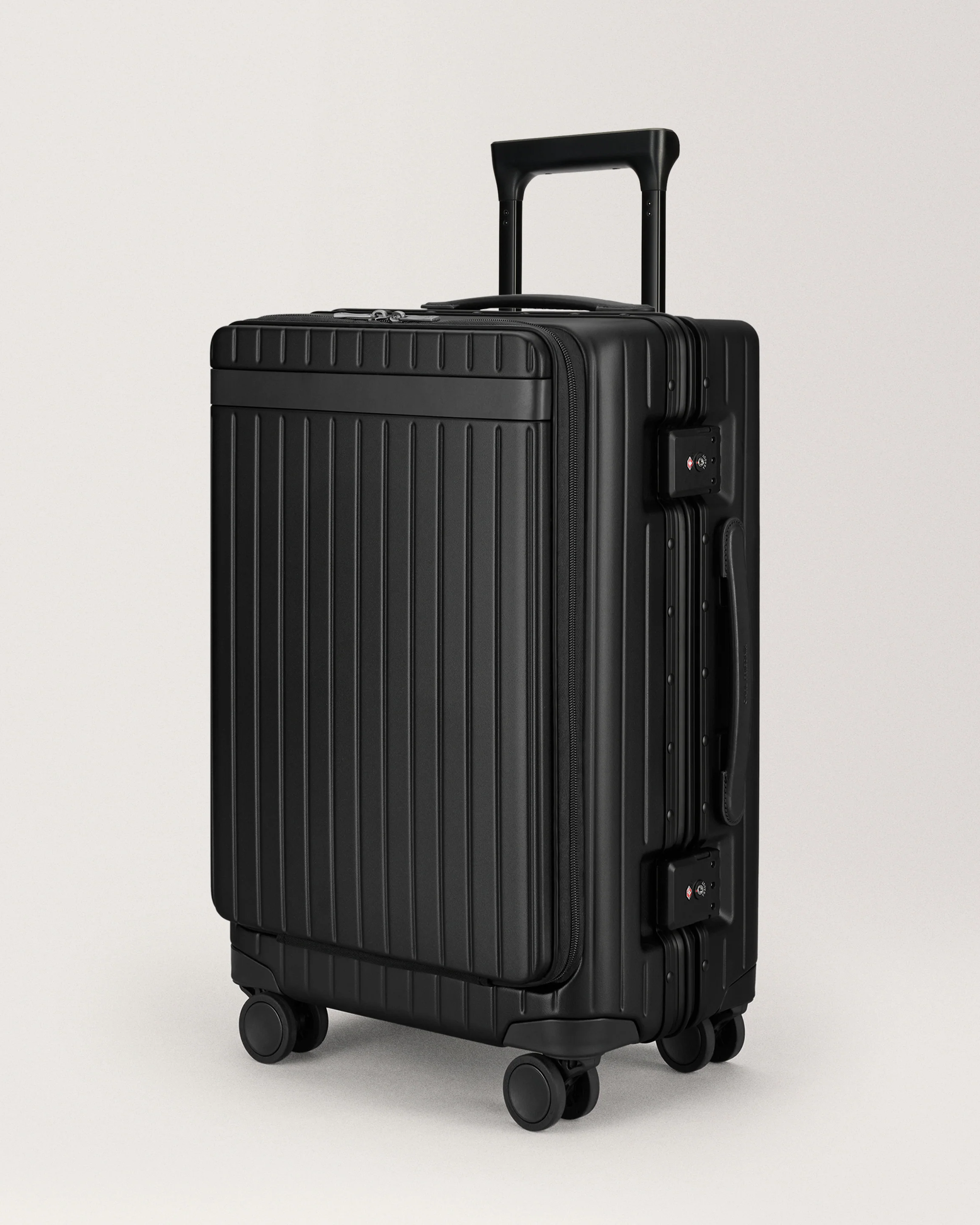 The Carry-on X - Image 4