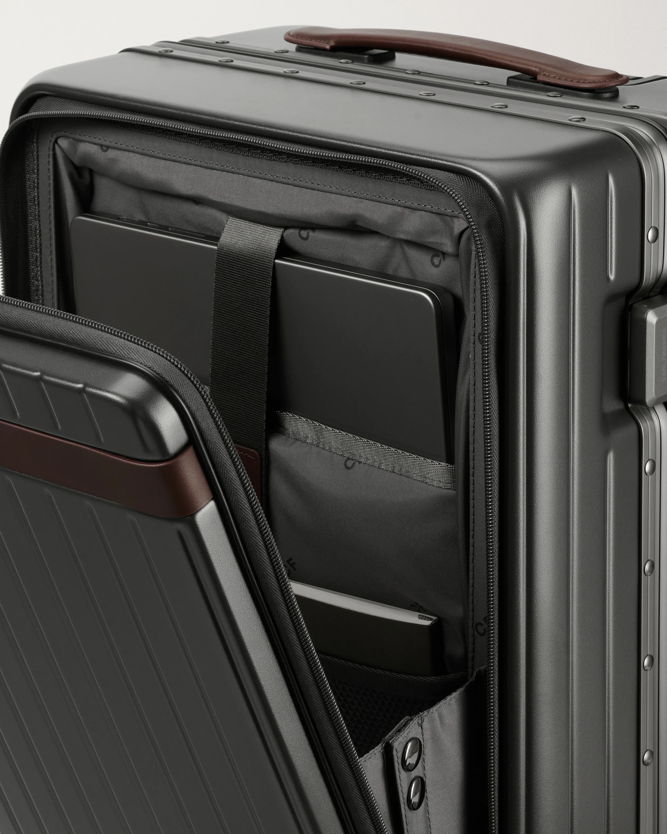 The Carry-on X - Return - Image 26