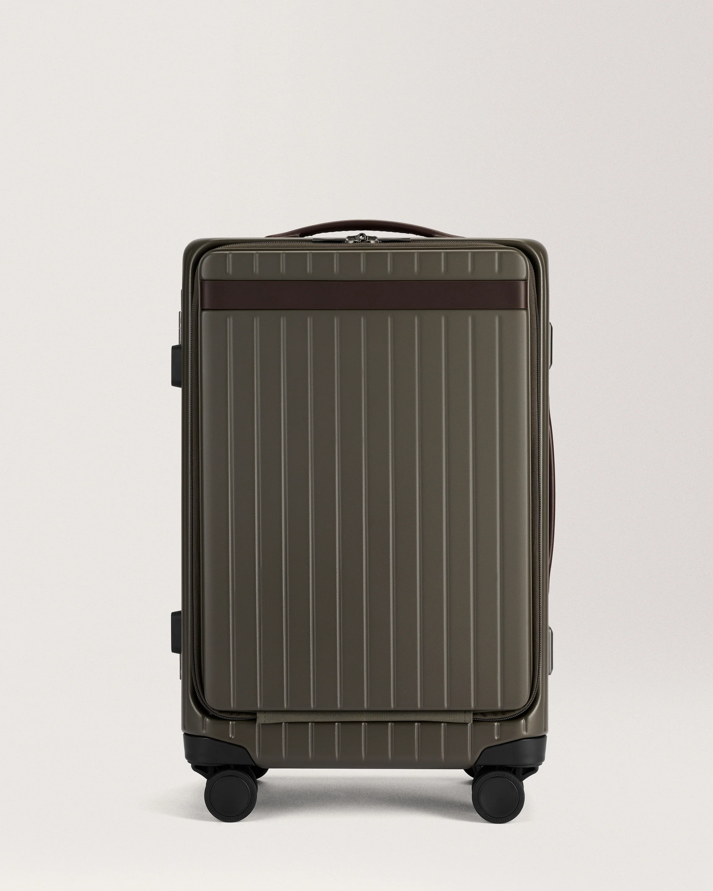 The Carry-on X - Image 40