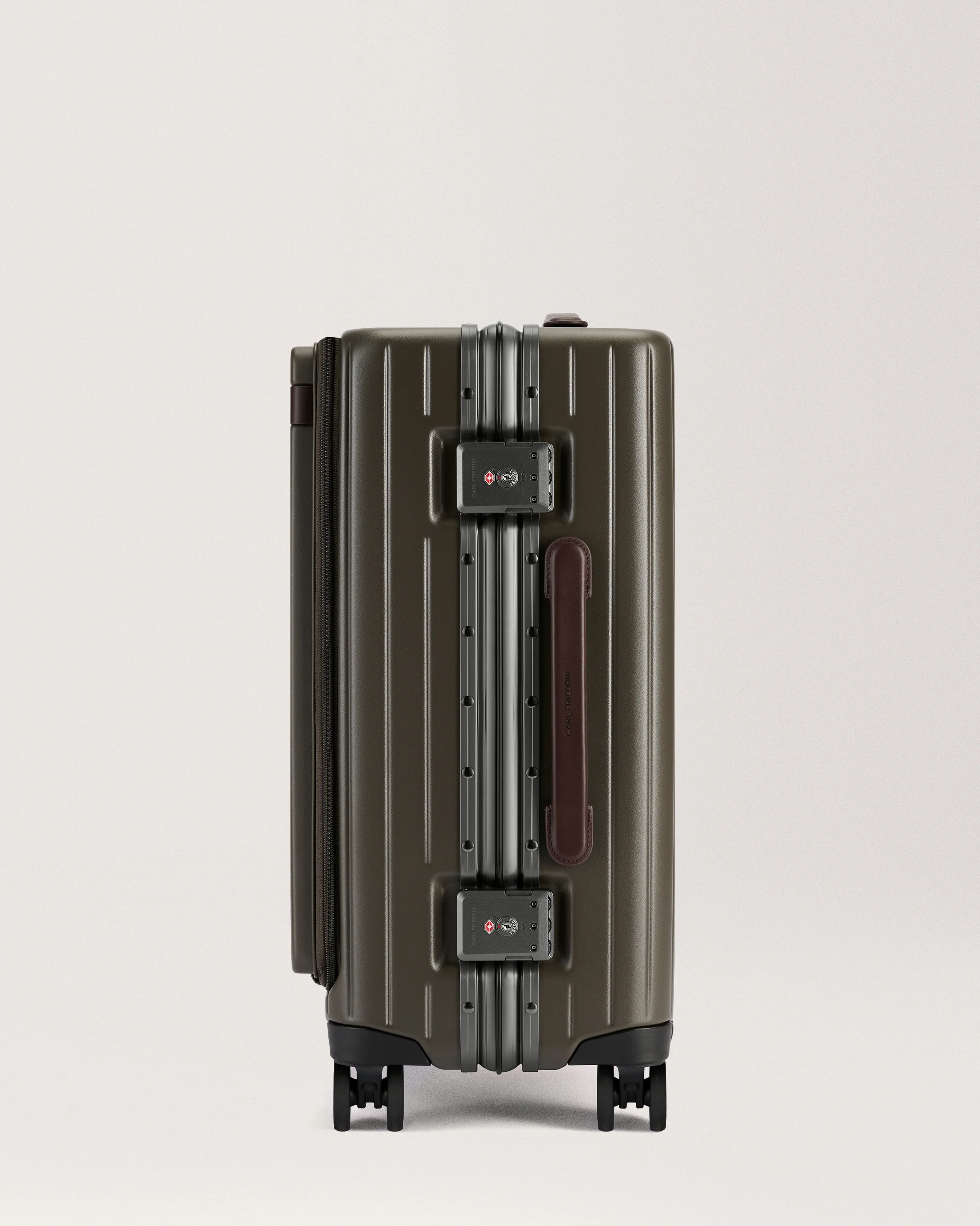 The Carry-on X - Image 41
