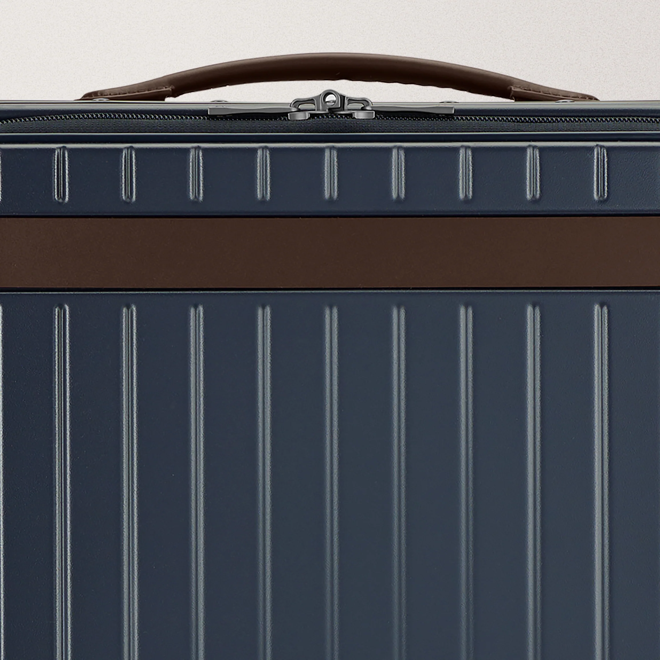 The Carry-on X - Image 53