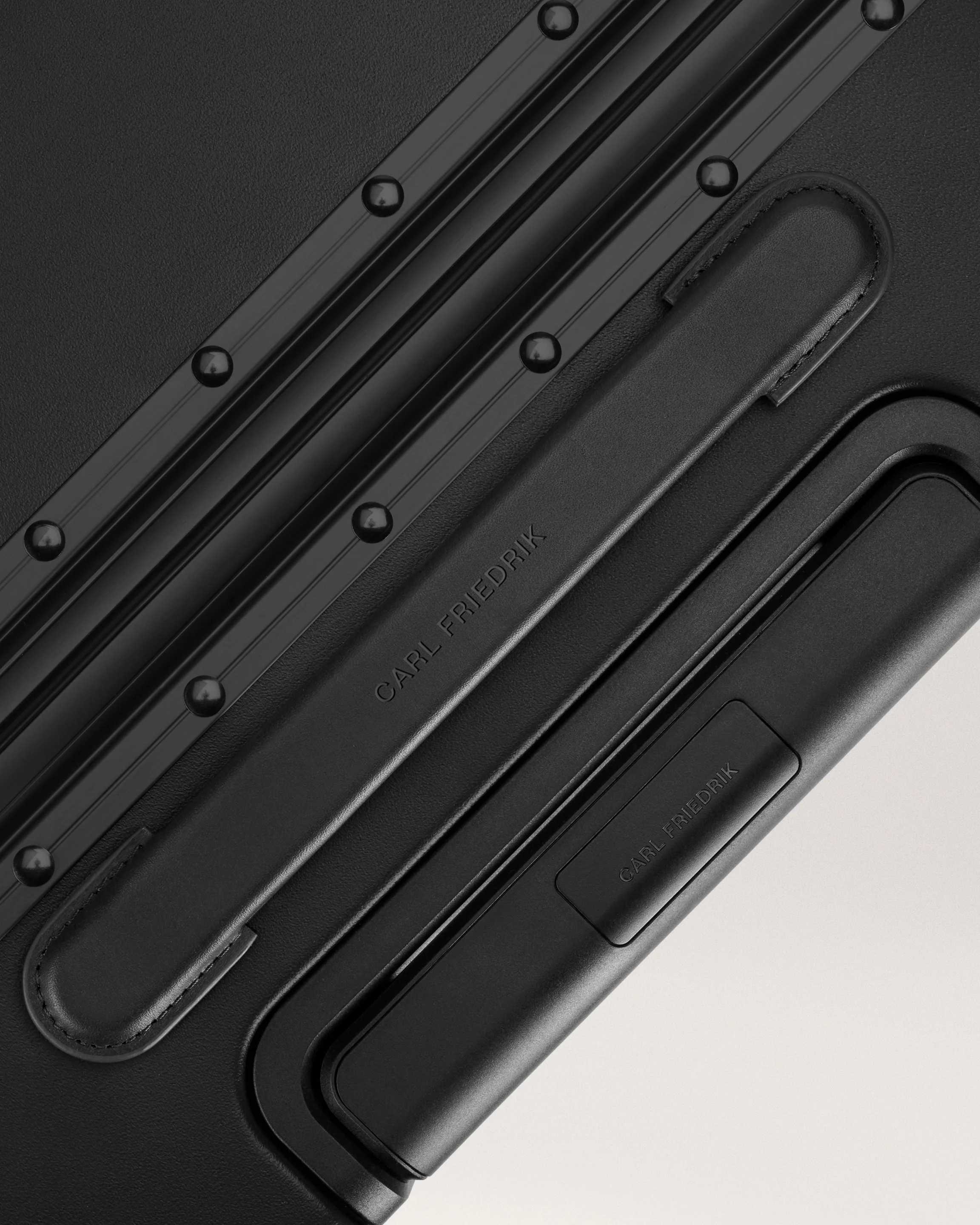 The Carry-on X - Image 6