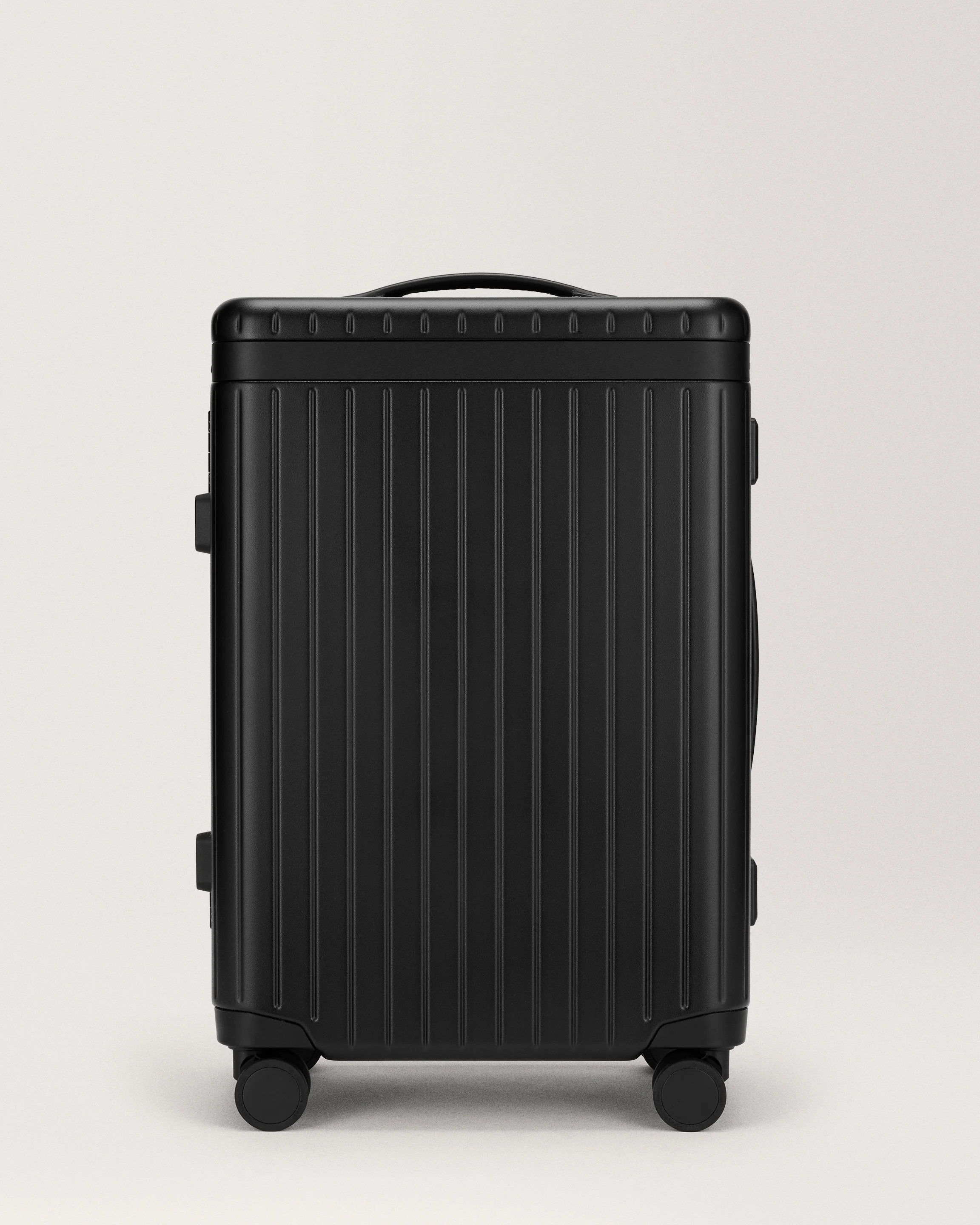 The Large Carry-on - Image 28
