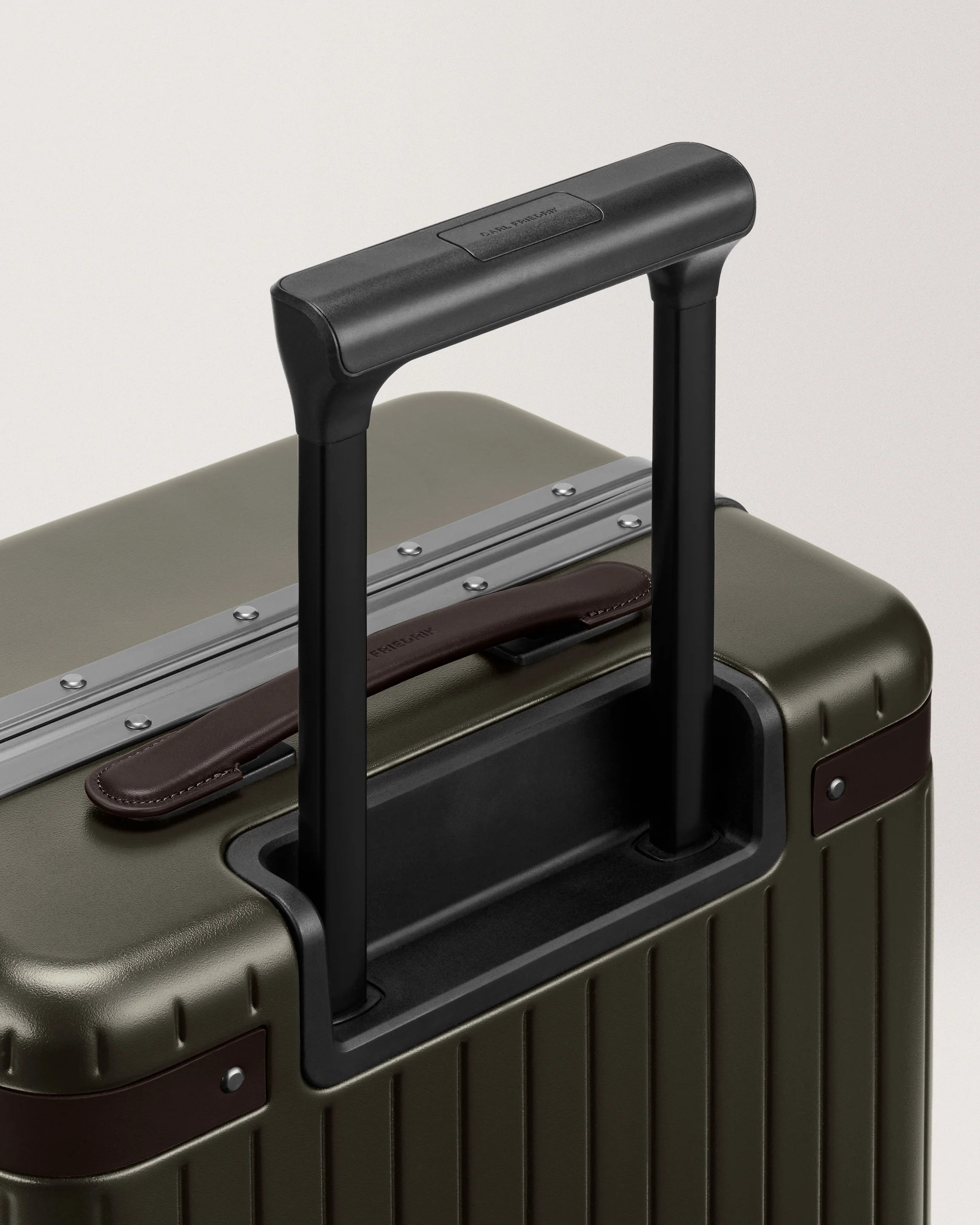 The Large Carry-on - Image 46