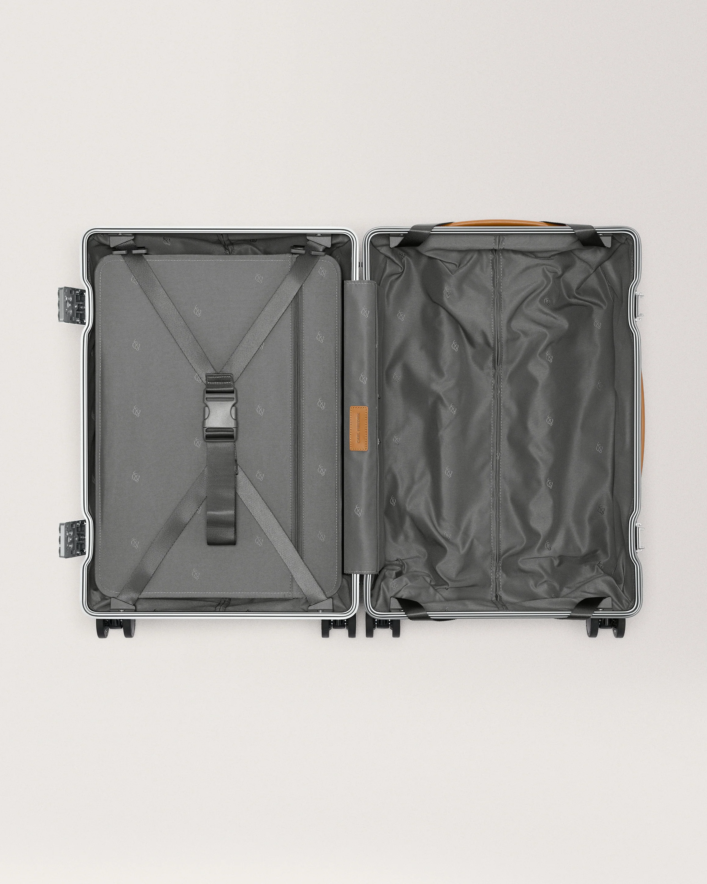 The Large Carry-on - Image 54