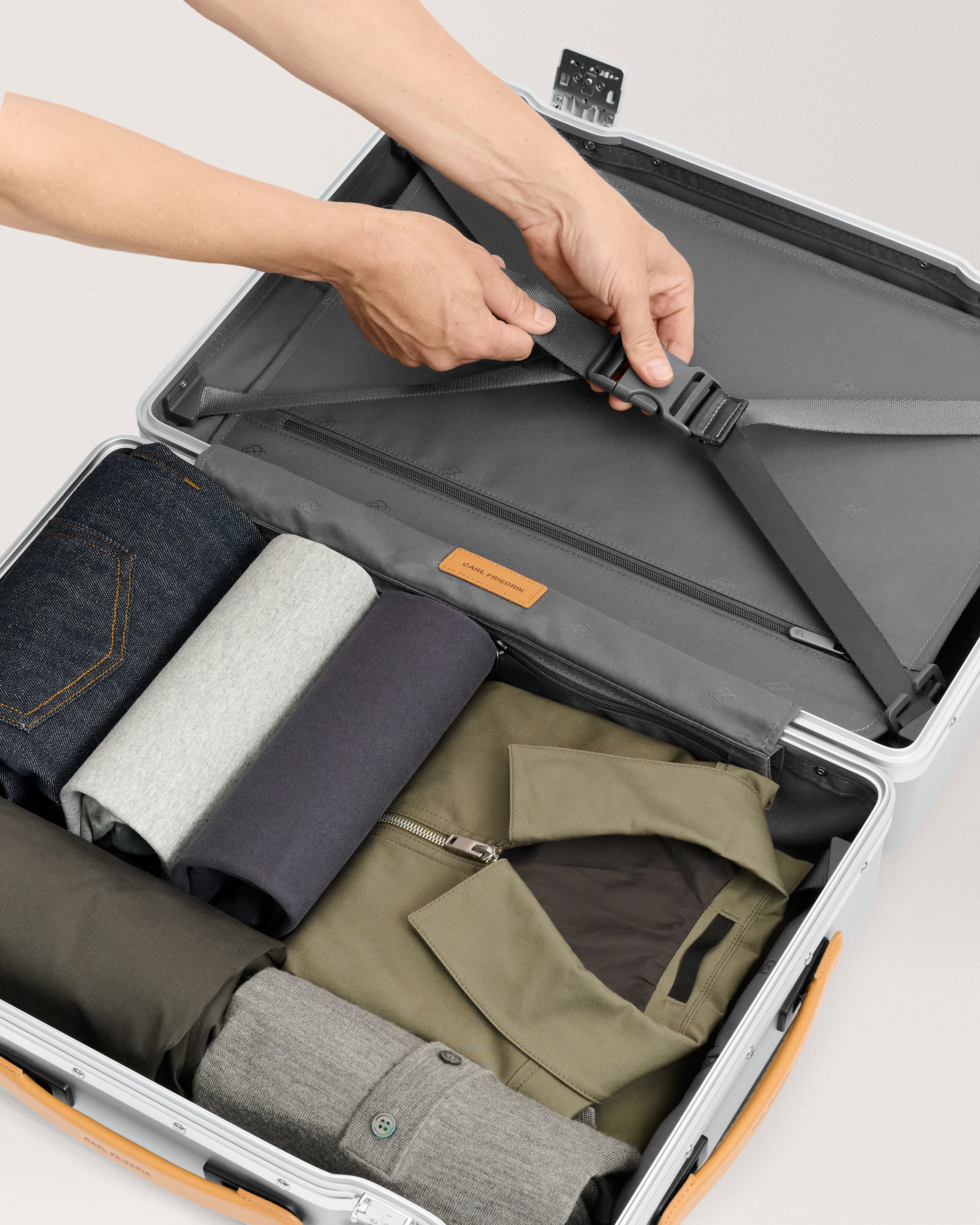The Large Carry-on - Image 55